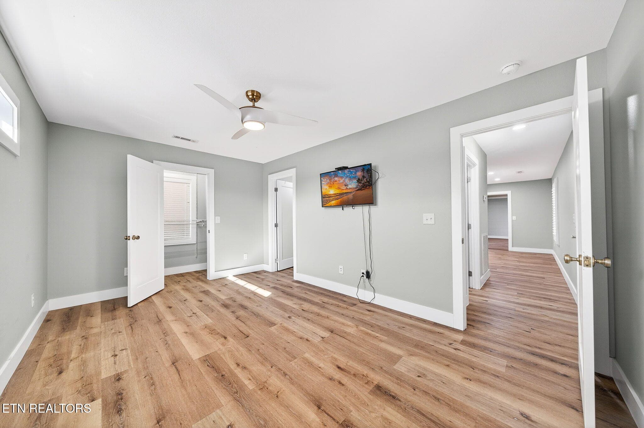 Master Bedroom - 2490 Chestnut Hill Rd, Crossville, TN 38571