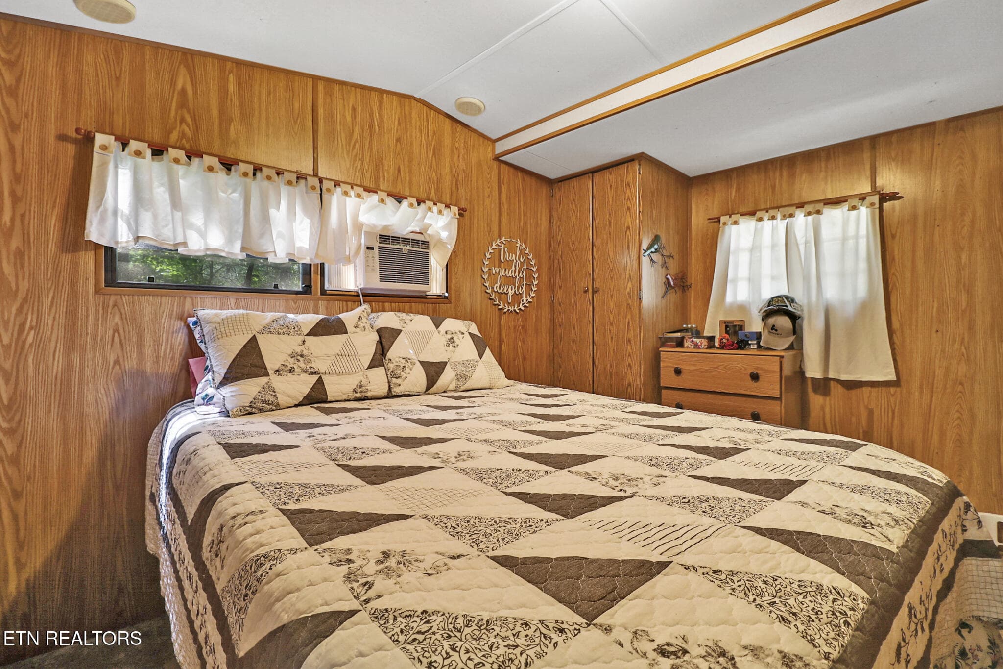 Bedroom - 60 Apache Tr, Crossville, TN 38572, Crossville