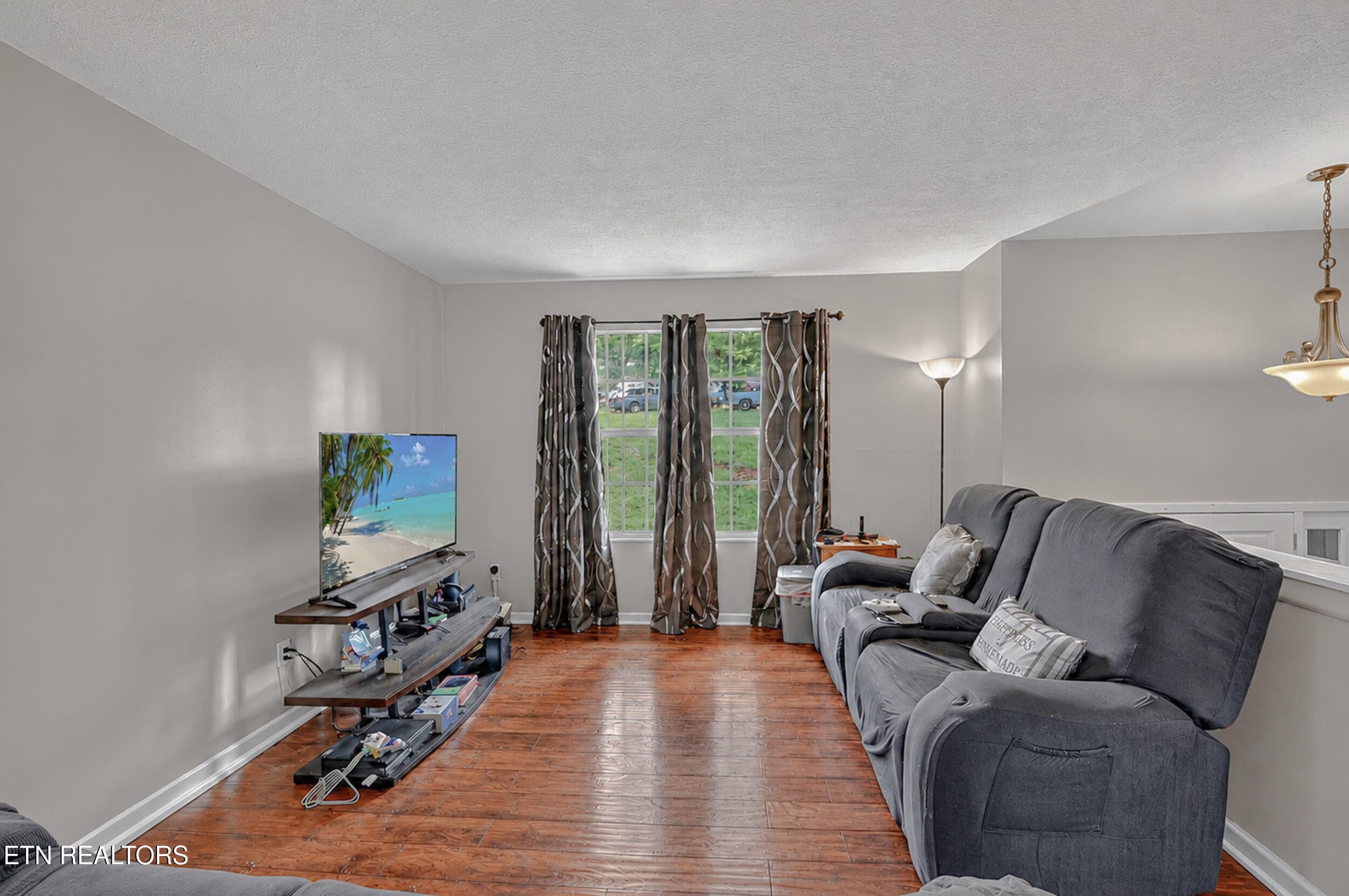 IMG_1005 - 2220 Highland Rd, Maryville, TN 37801