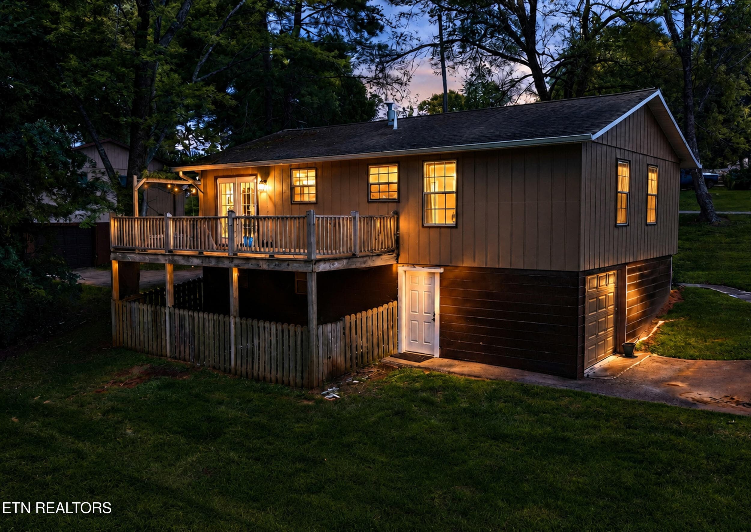 IMG_1033 - 2220 Highland Rd, Maryville, TN 37801