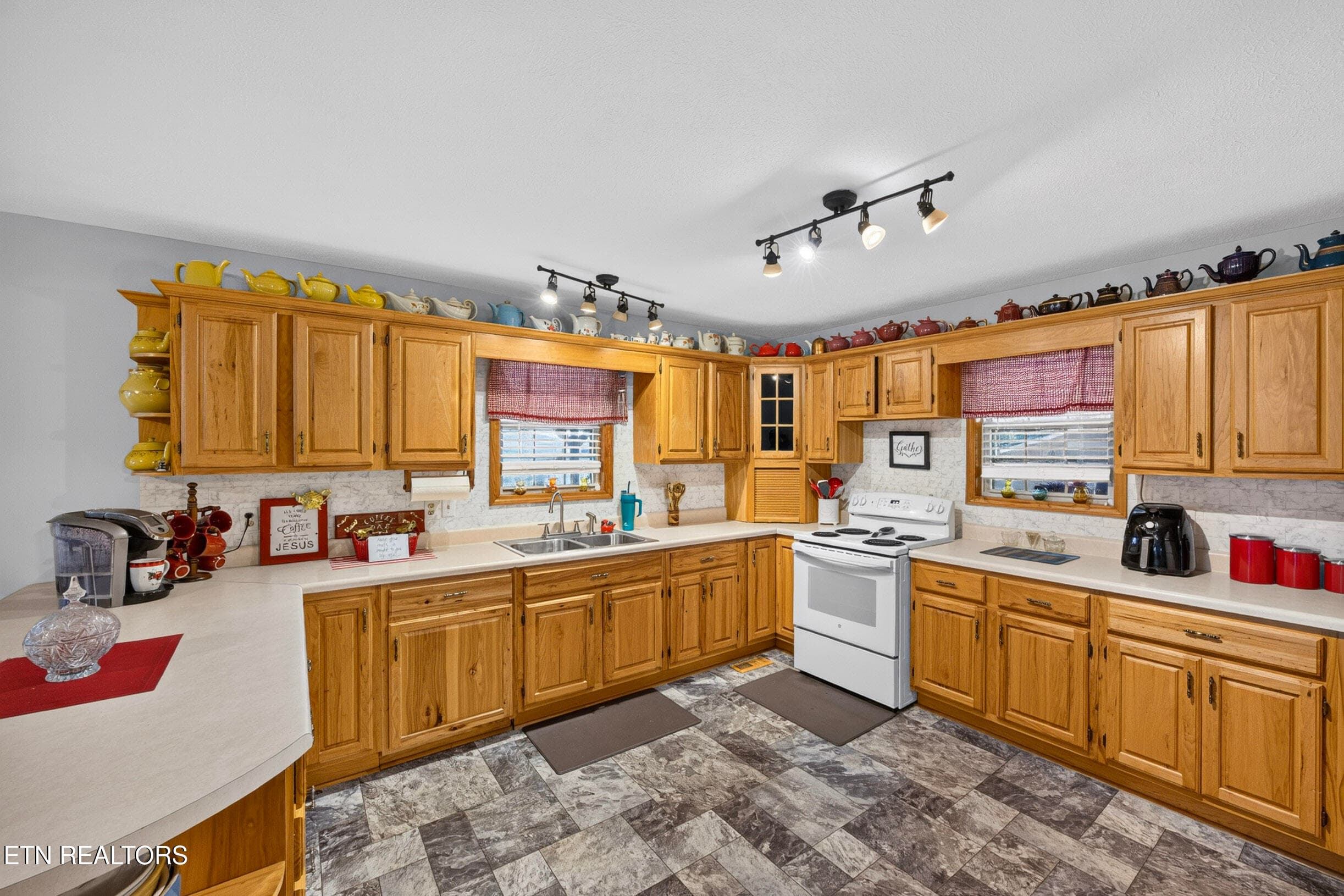 10-010_8N5A0089 - 955 Livingston Boat Dock Rd, Allons, TN 38541