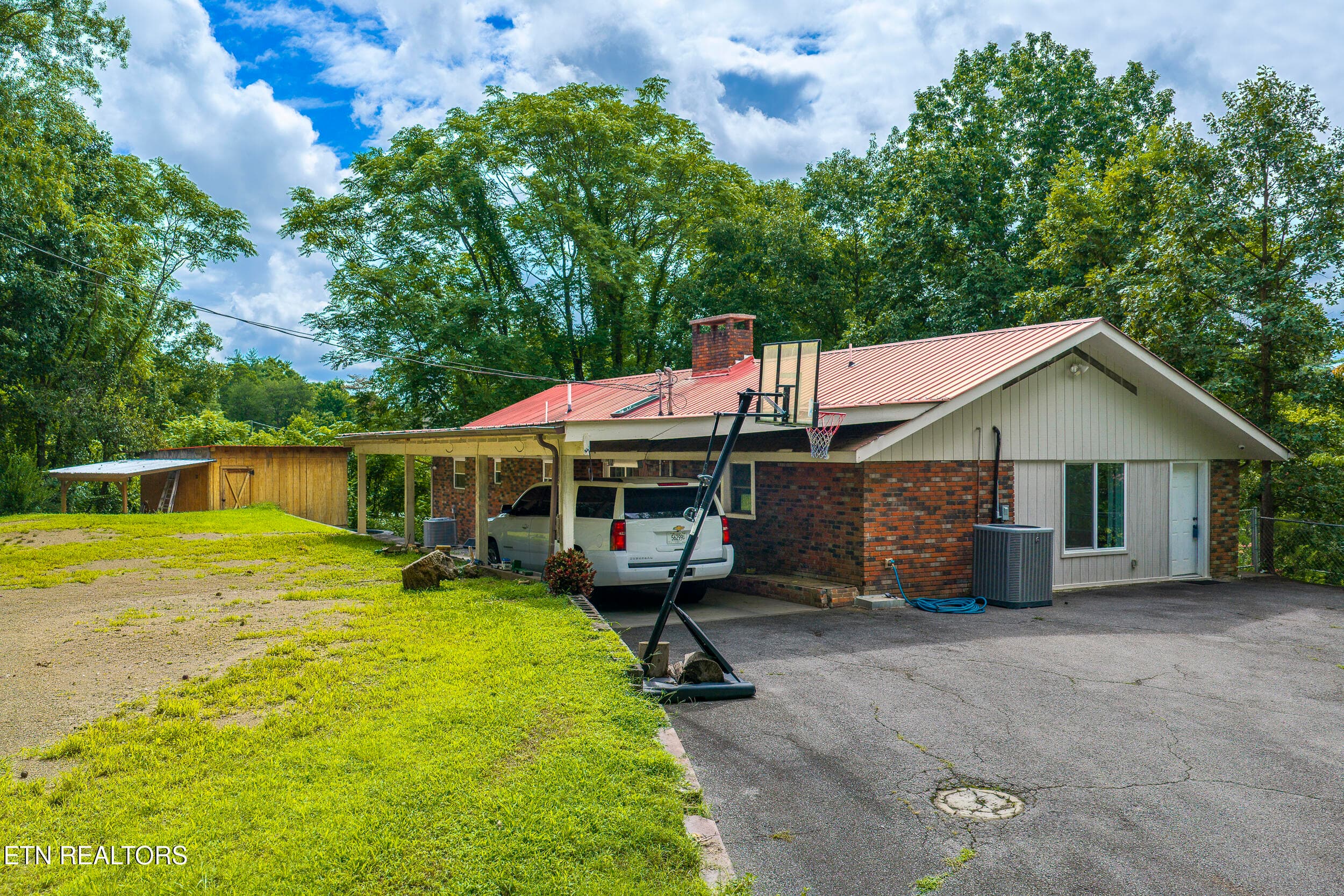 DJI_20260803110941_0712_D - 744 Lee Circle, Sevierville, TN 37862