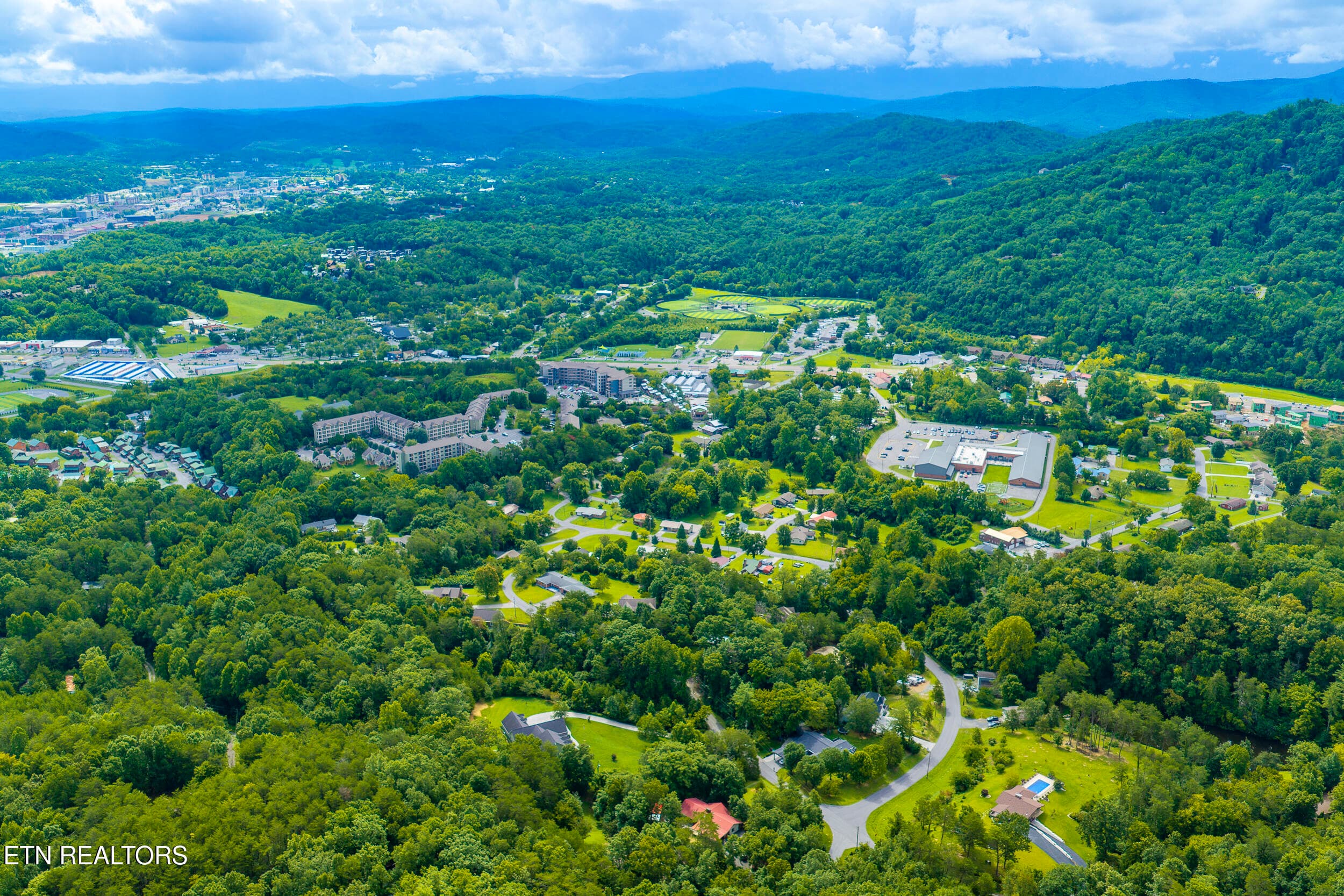 DJI_20260803111247_0720_D - 744 Lee Circle, Sevierville, TN 37862