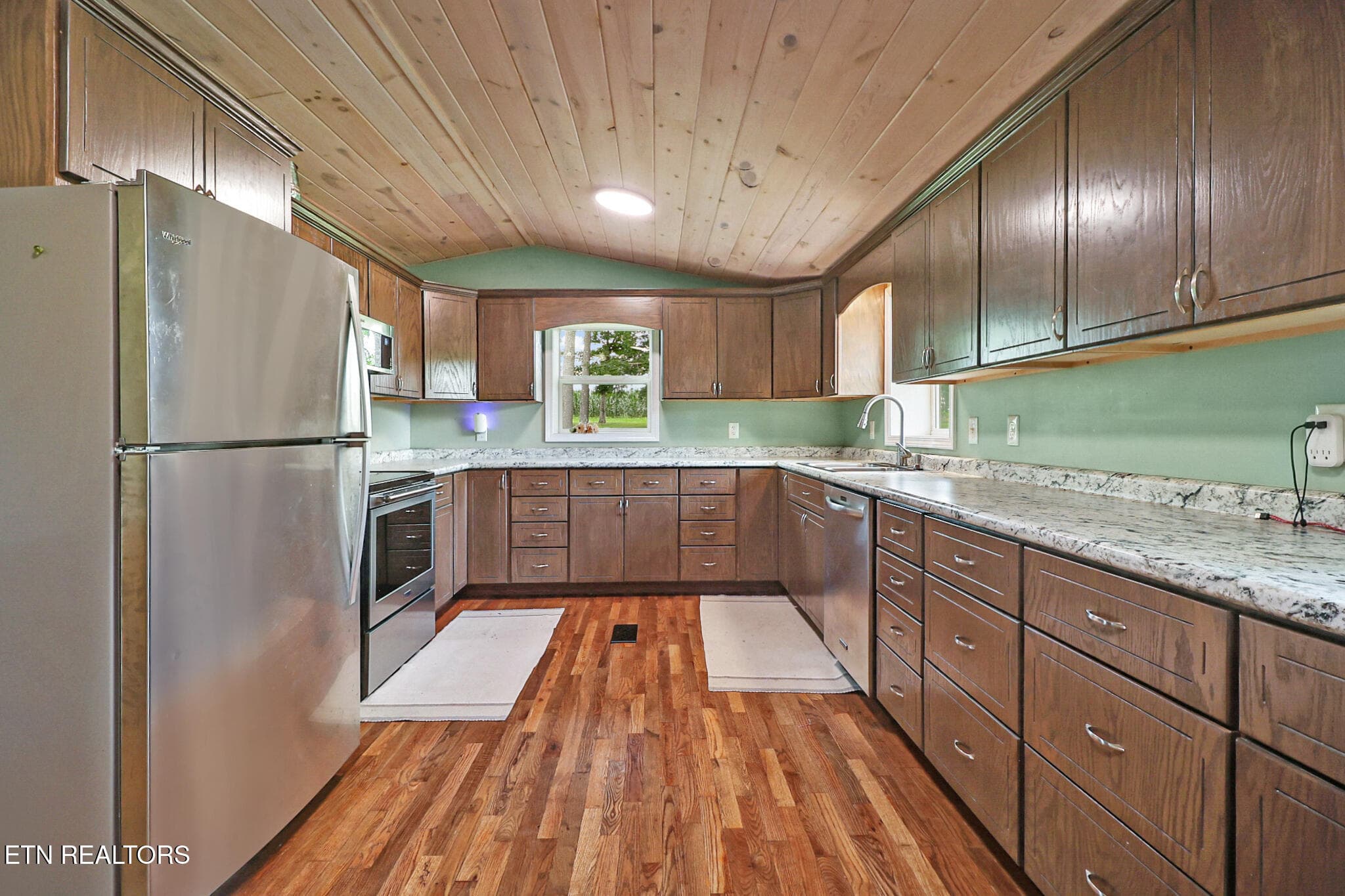 n44a9322-n44a9326 - 1951 Hall Rd, Clarkrange, TN 38553