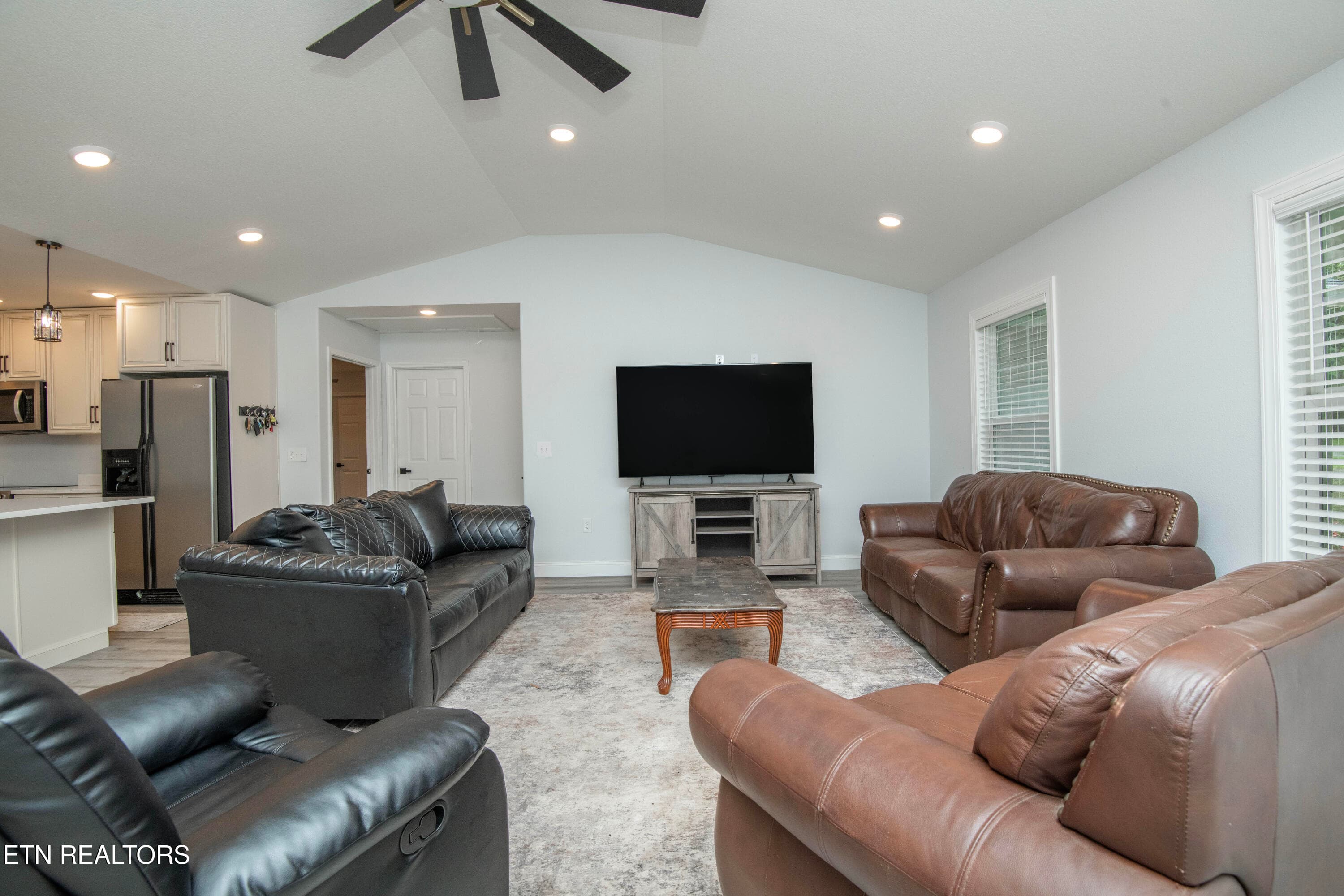 living 2 - 359 Youngs Ford Rd, Jamestown, TN 38556