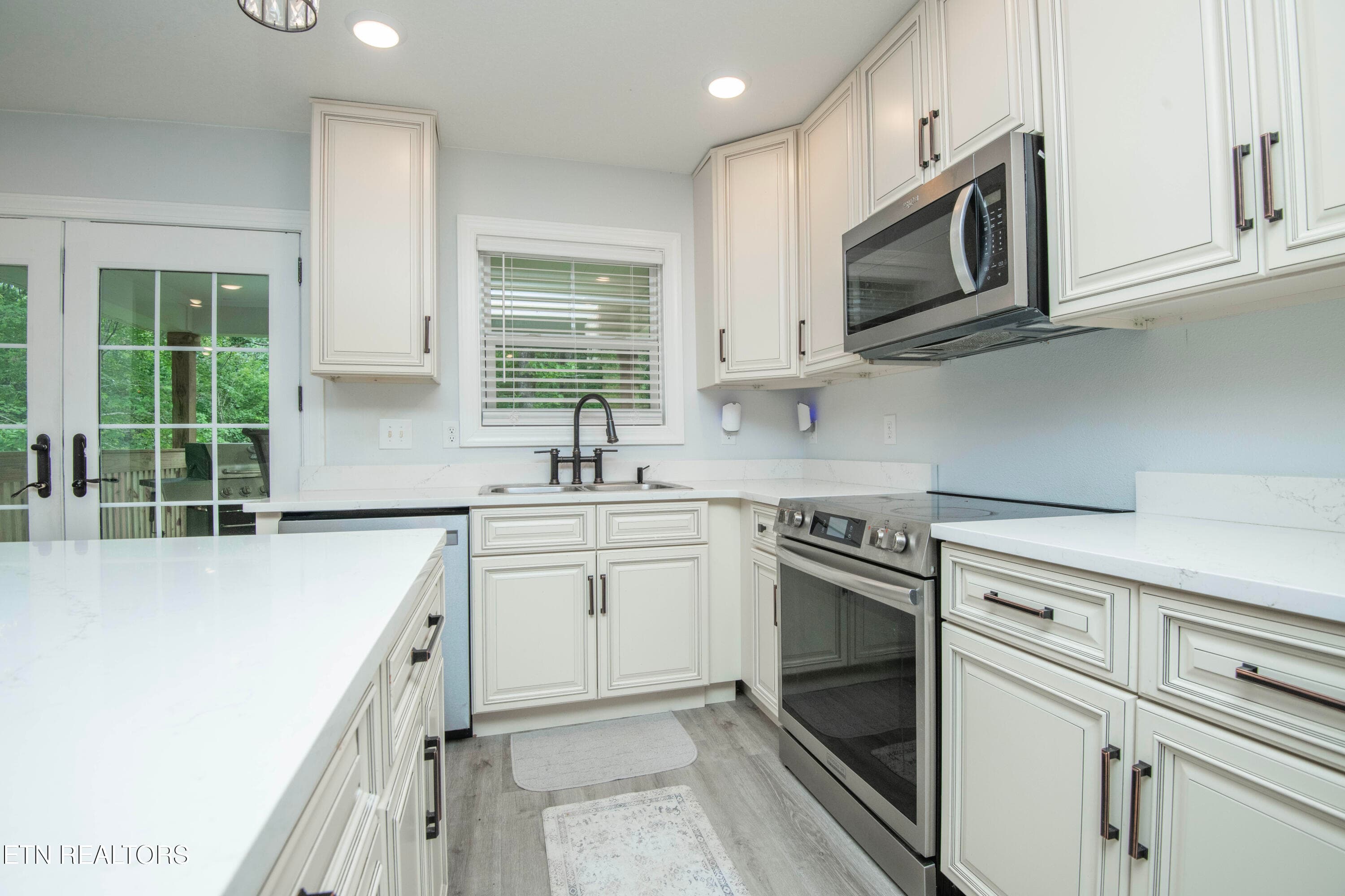 kitchen 2 - 359 Youngs Ford Rd, Jamestown, TN 38556