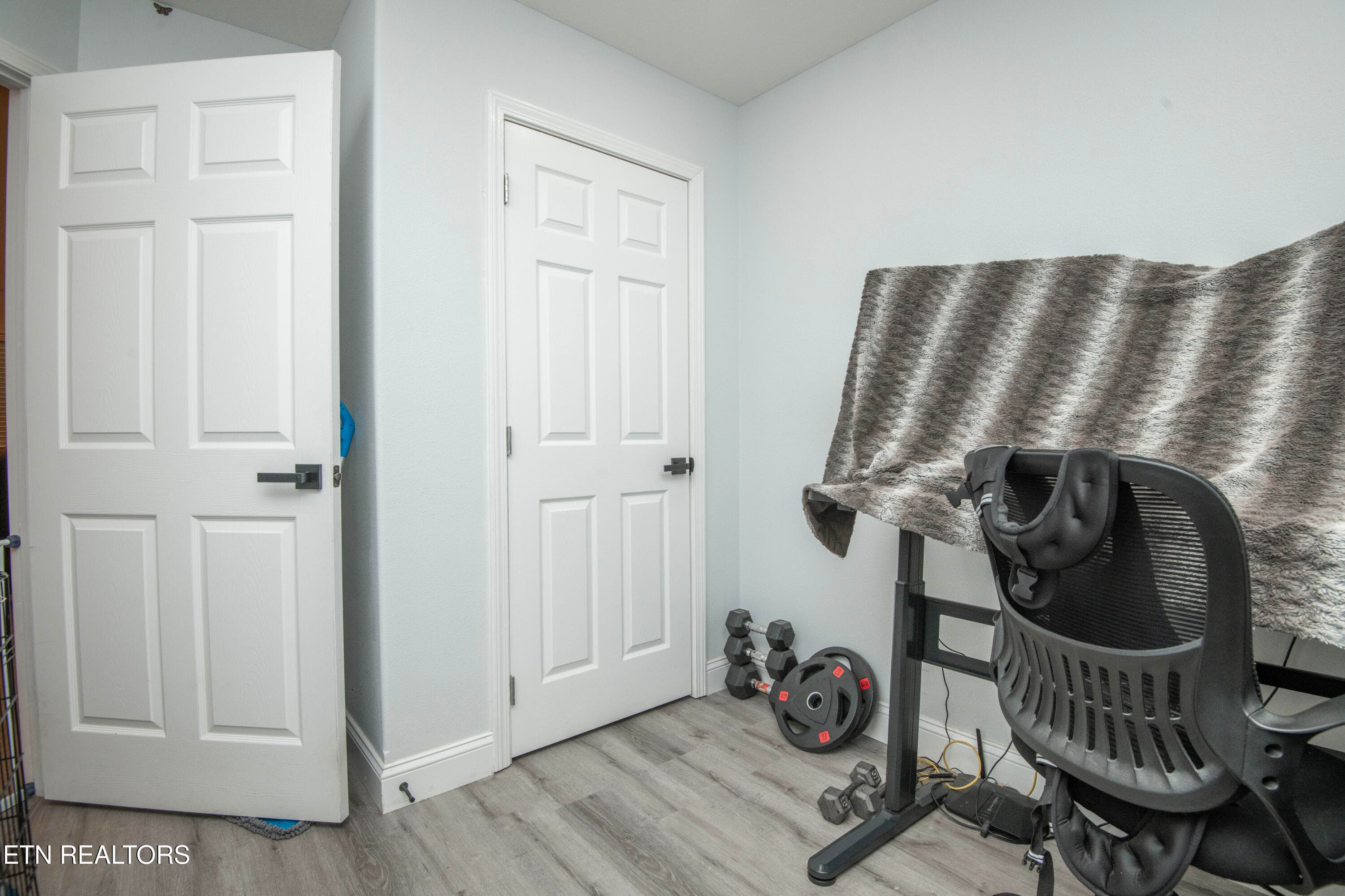second bed - 359 Youngs Ford Rd, Jamestown, TN 38556