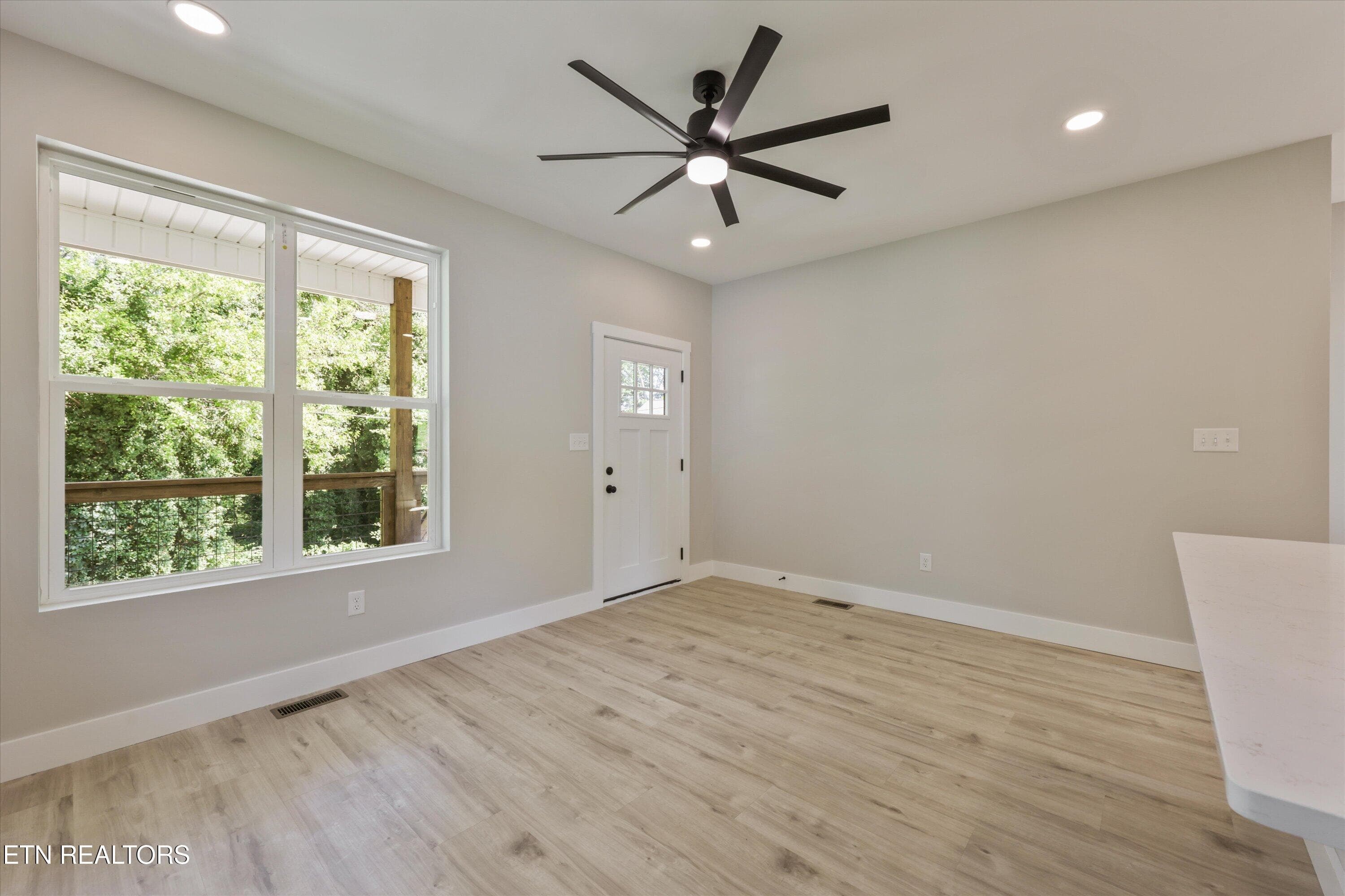 12-2938 Hillside Ave04 - 2938 Hillside Ave, Knoxville, TN 37914, Knoxville