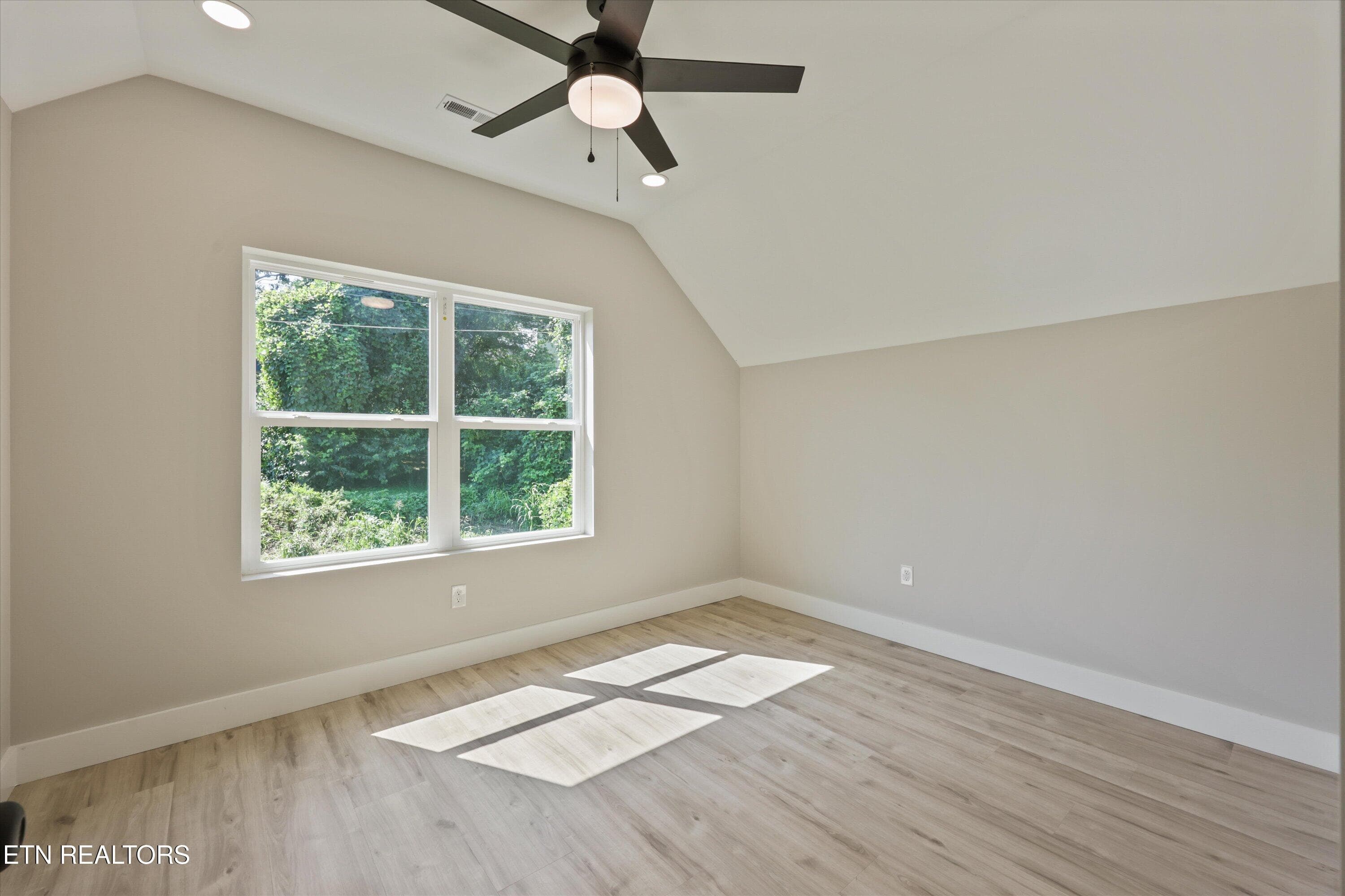 23-2938 Hillside Ave15 - 2938 Hillside Ave, Knoxville, TN 37914, Knoxville