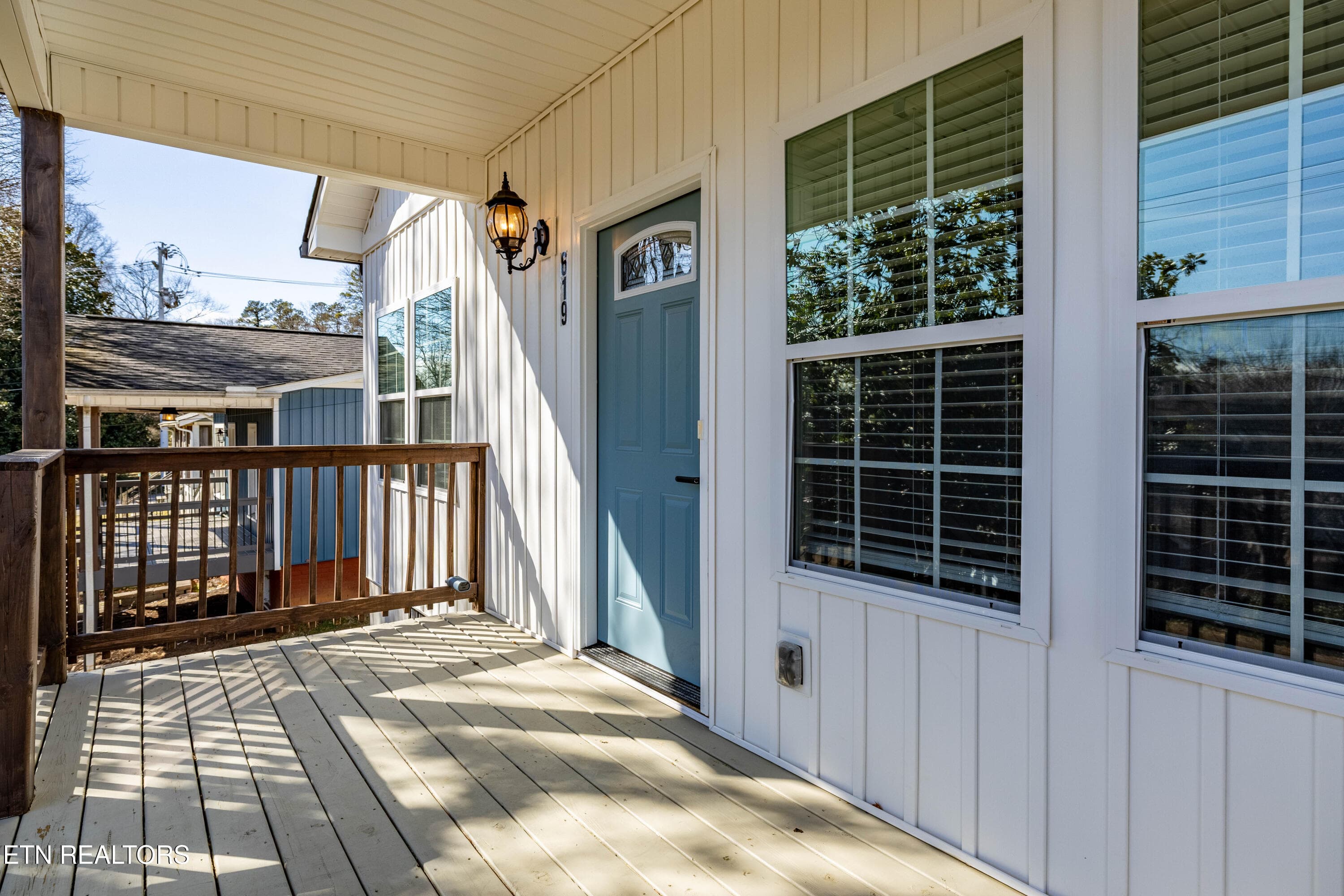 619MidlakeDrNE-30 - 619 NE Midlake Drive, Knoxville, TN 37918, Knoxville