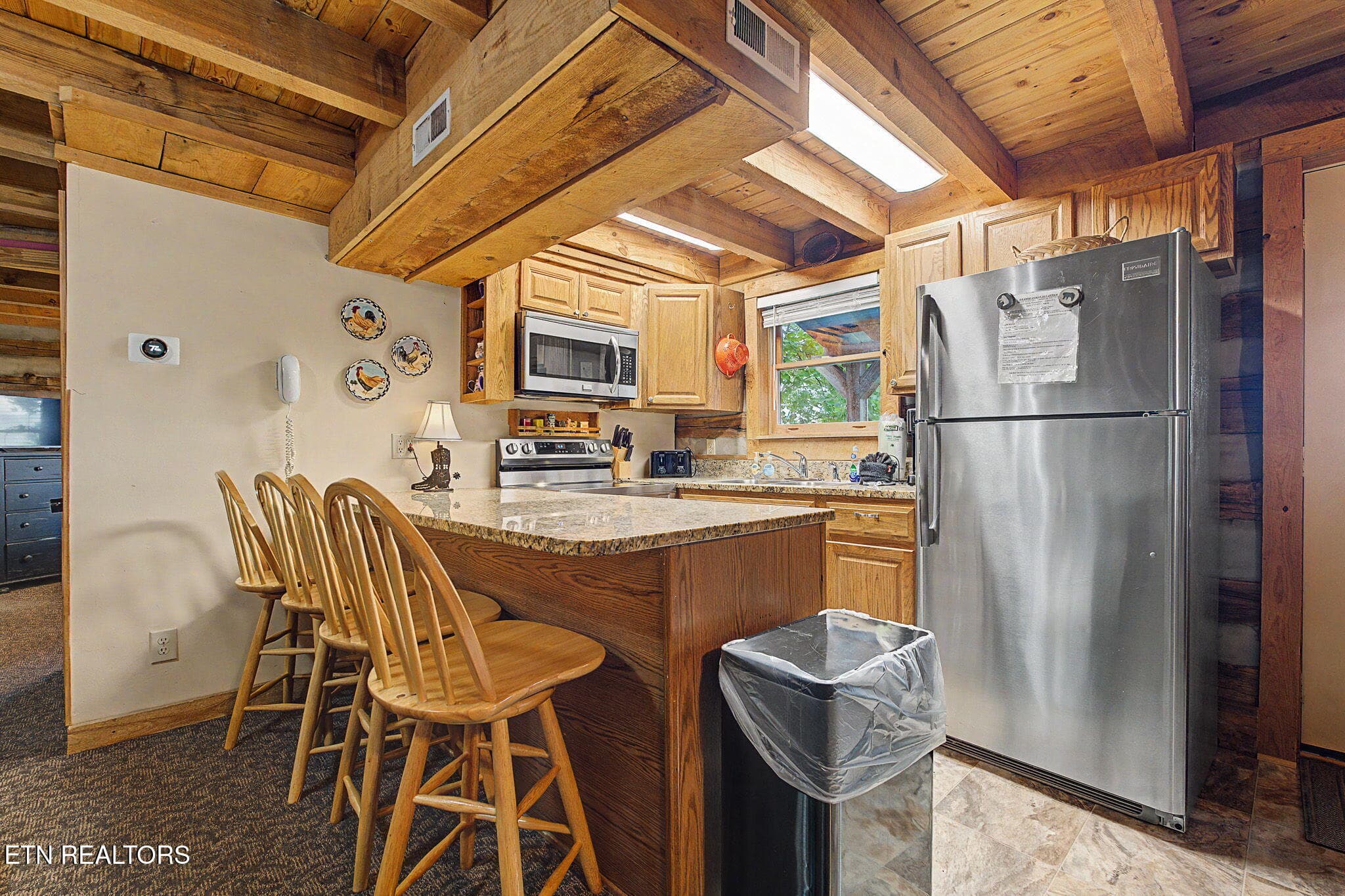 21-web-or-mls-760-fox-hollow-rd - 760 Fox Hollow Rd, Gatlinburg, TN 37738, Gatlinburg