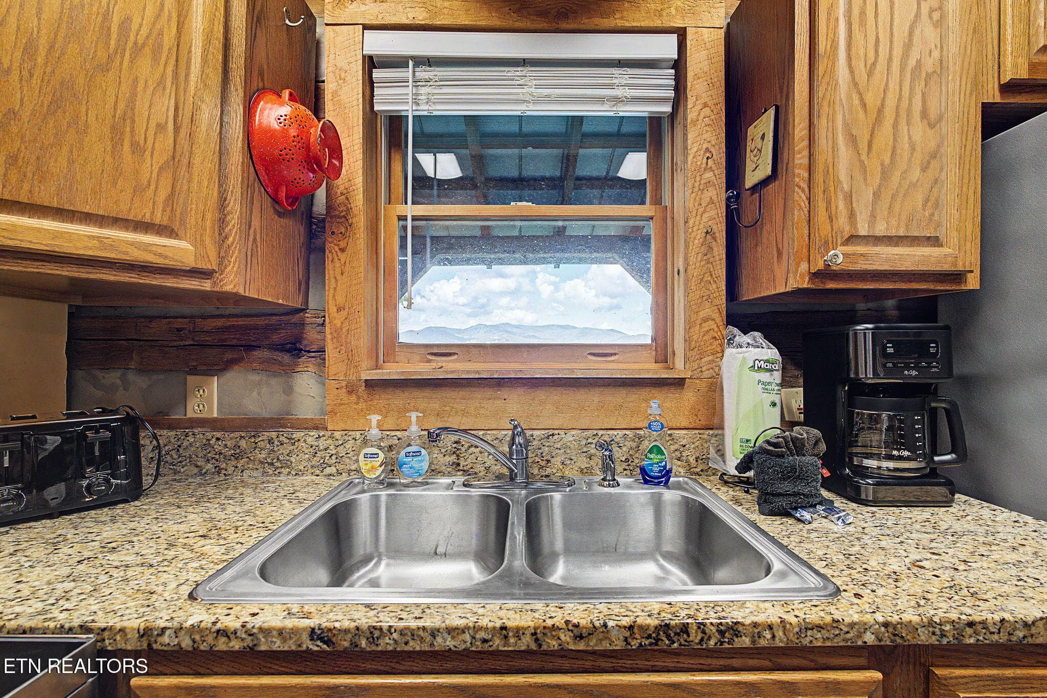 23-web-or-mls-760-fox-hollow-rd - 760 Fox Hollow Rd, Gatlinburg, TN 37738, Gatlinburg