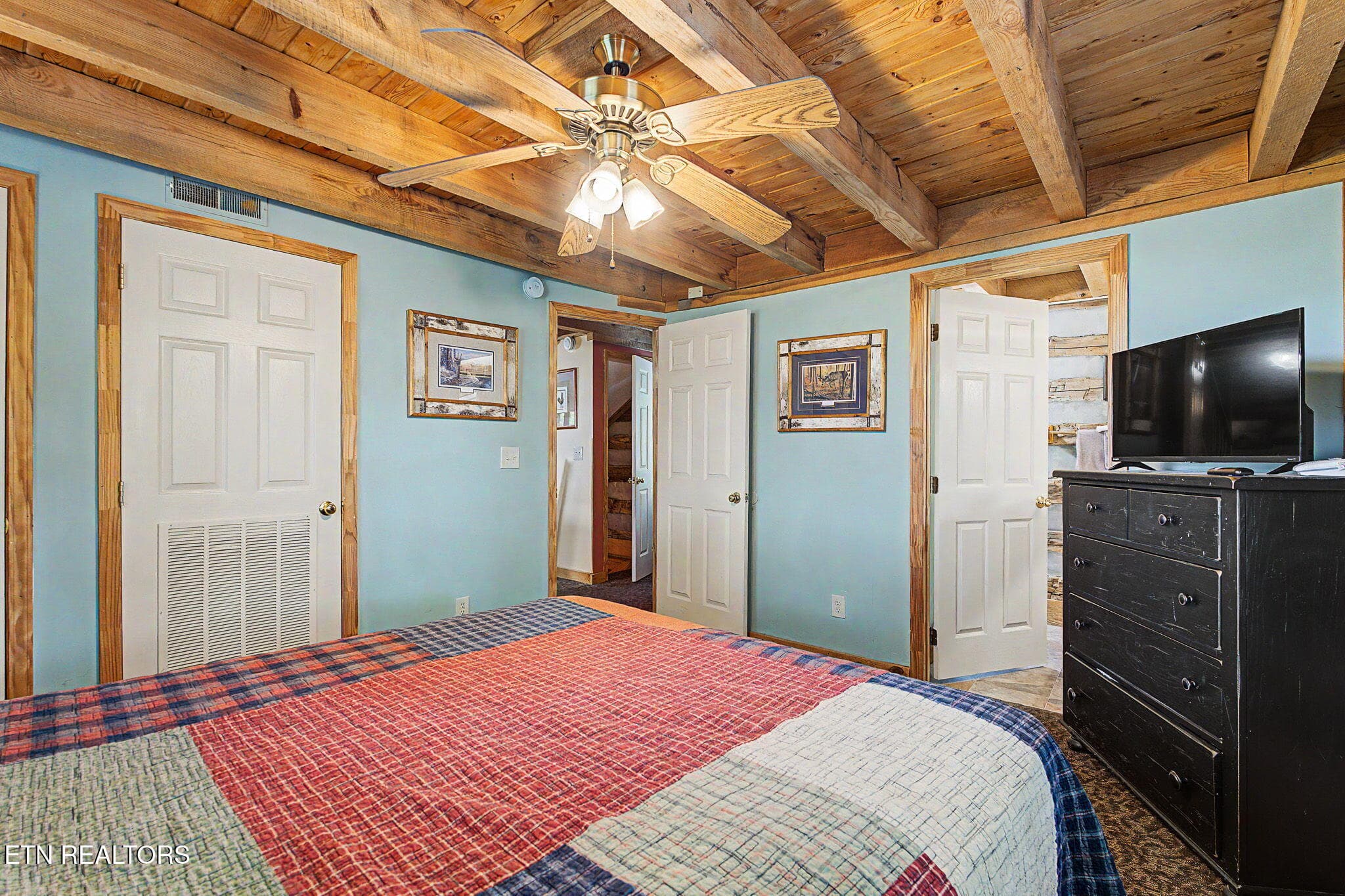 27-web-or-mls-760-fox-hollow-rd - 760 Fox Hollow Rd, Gatlinburg, TN 37738, Gatlinburg