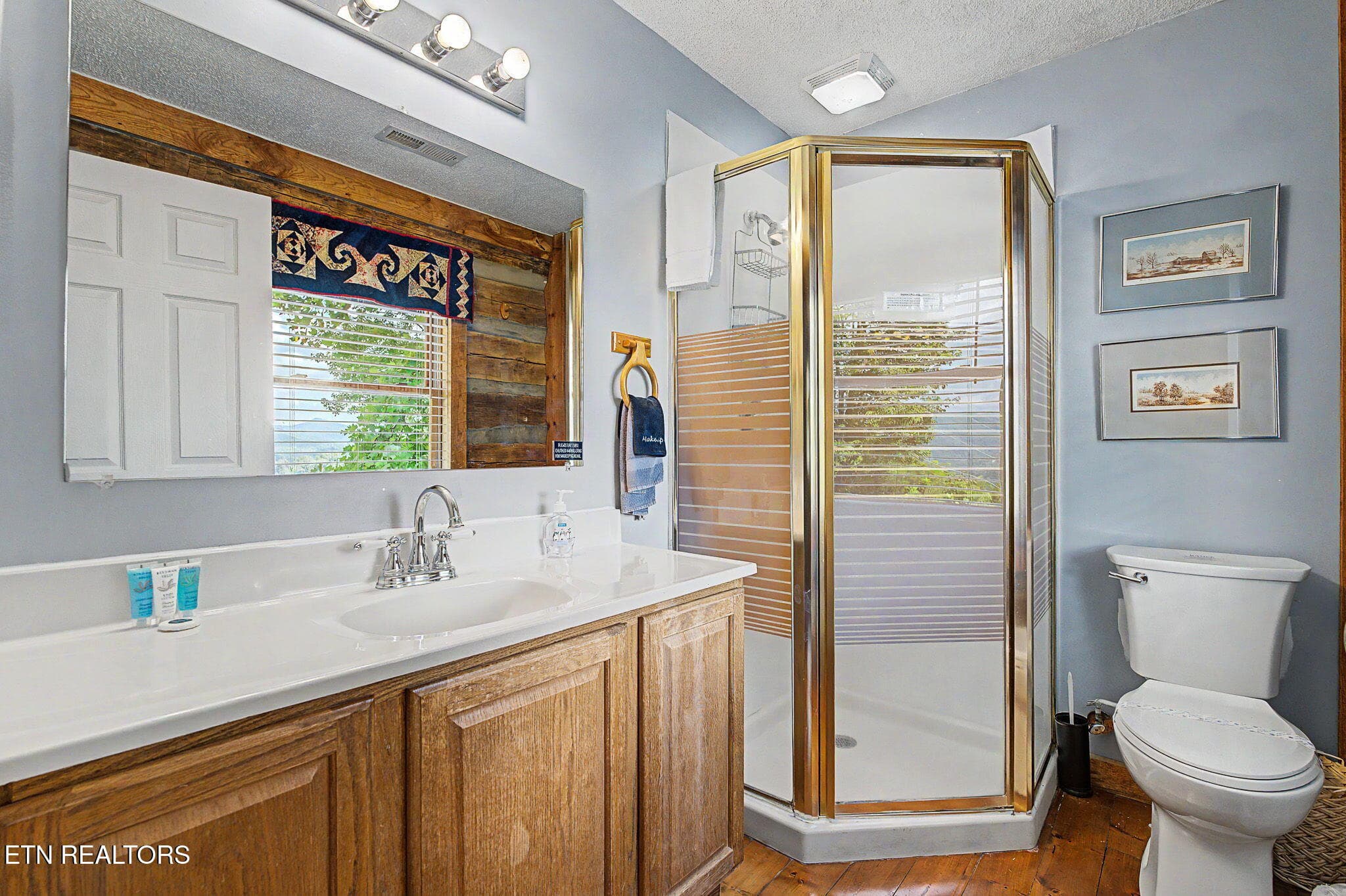 37-web-or-mls-760-fox-hollow-rd - 760 Fox Hollow Rd, Gatlinburg, TN 37738, Gatlinburg