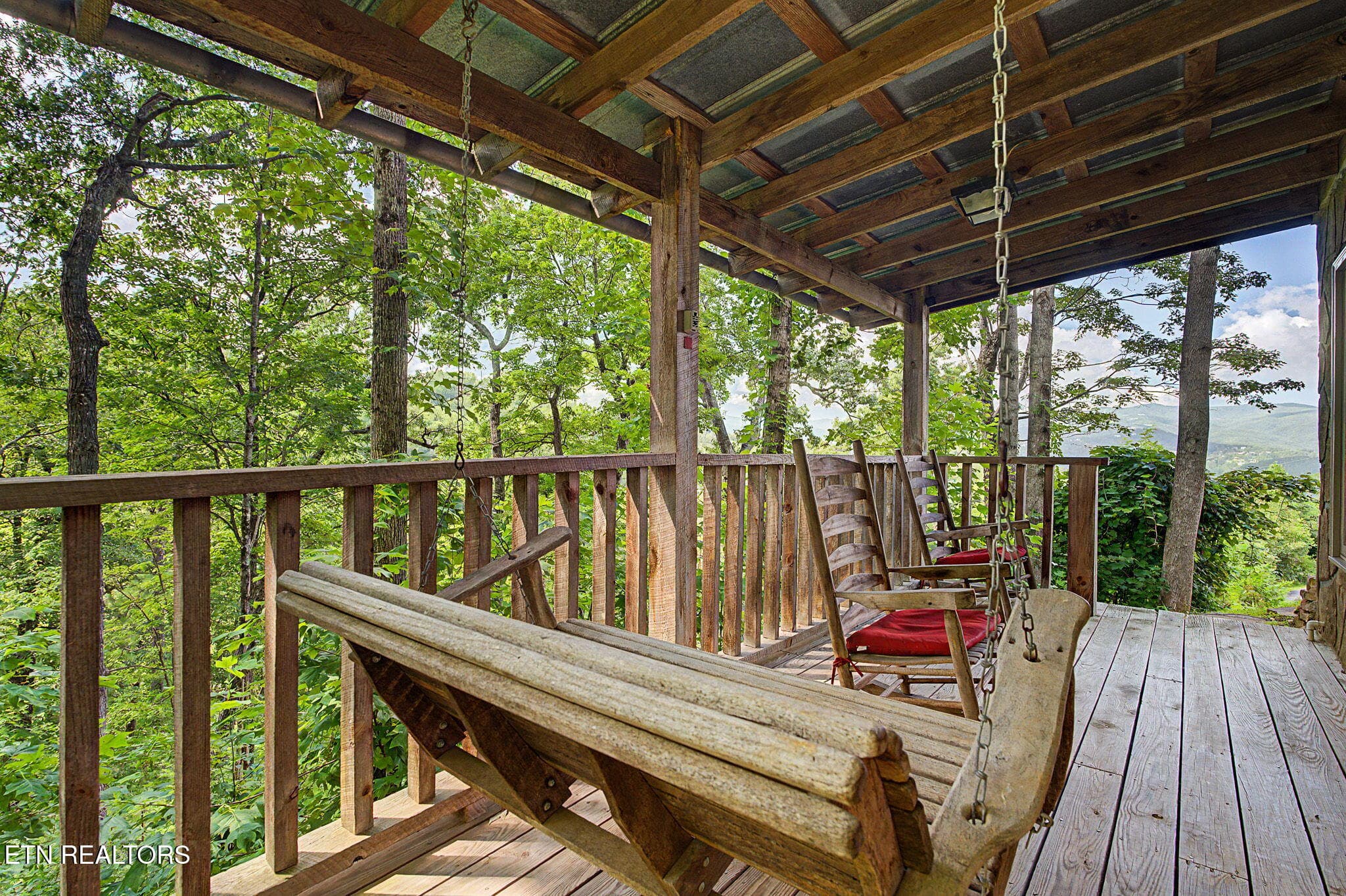 38-web-or-mls-760-fox-hollow-rd - 760 Fox Hollow Rd, Gatlinburg, TN 37738, Gatlinburg