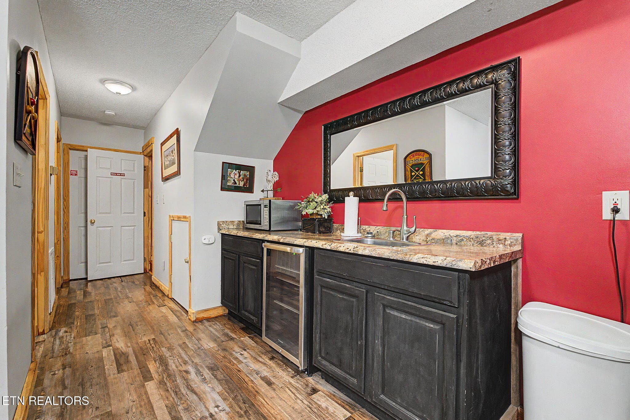 2-web-or-mls-760-fox-hollow-rd - 760 Fox Hollow Rd, Gatlinburg, TN 37738, Gatlinburg
