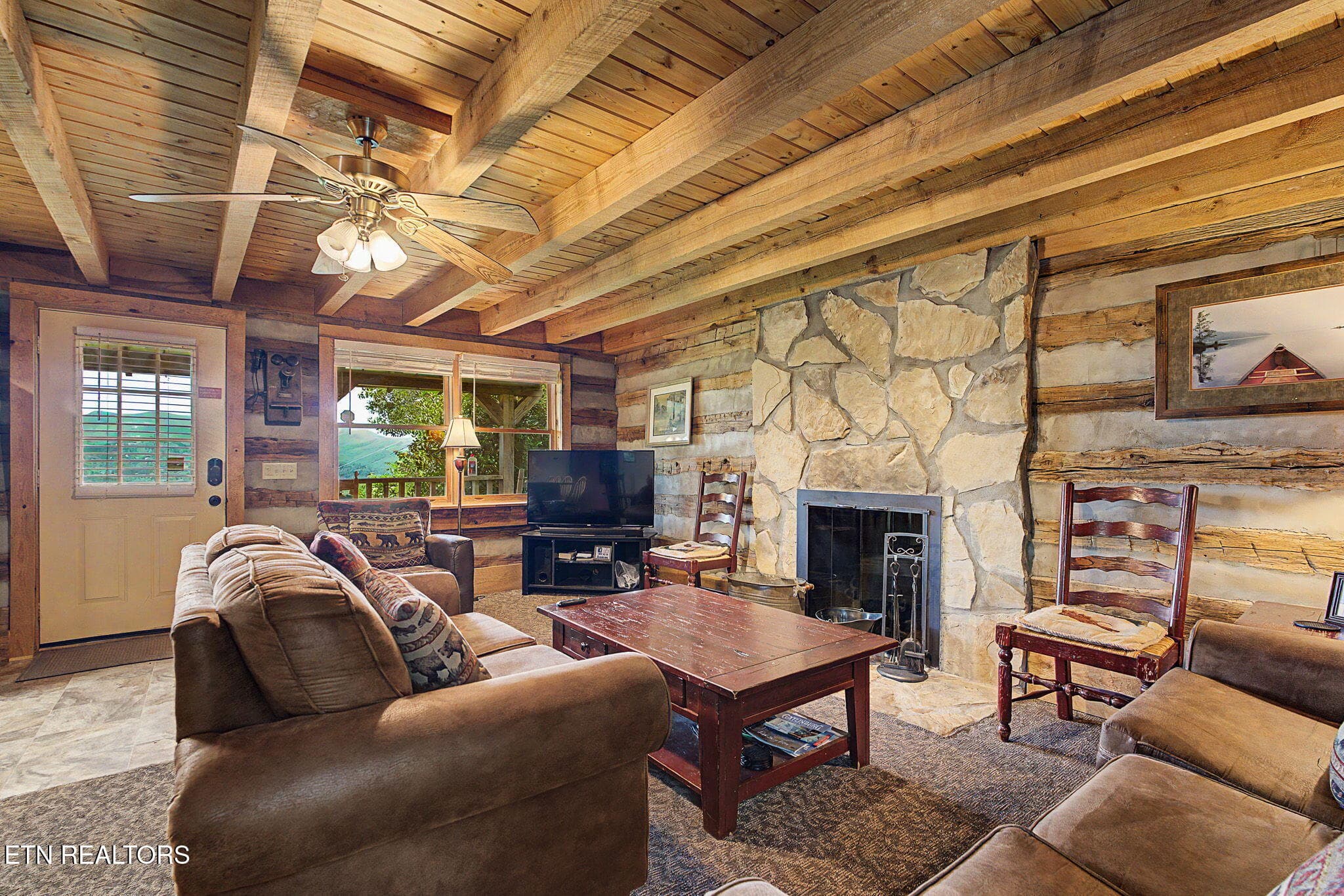 17-web-or-mls-760-fox-hollow-rd - 760 Fox Hollow Rd, Gatlinburg, TN 37738, Gatlinburg
