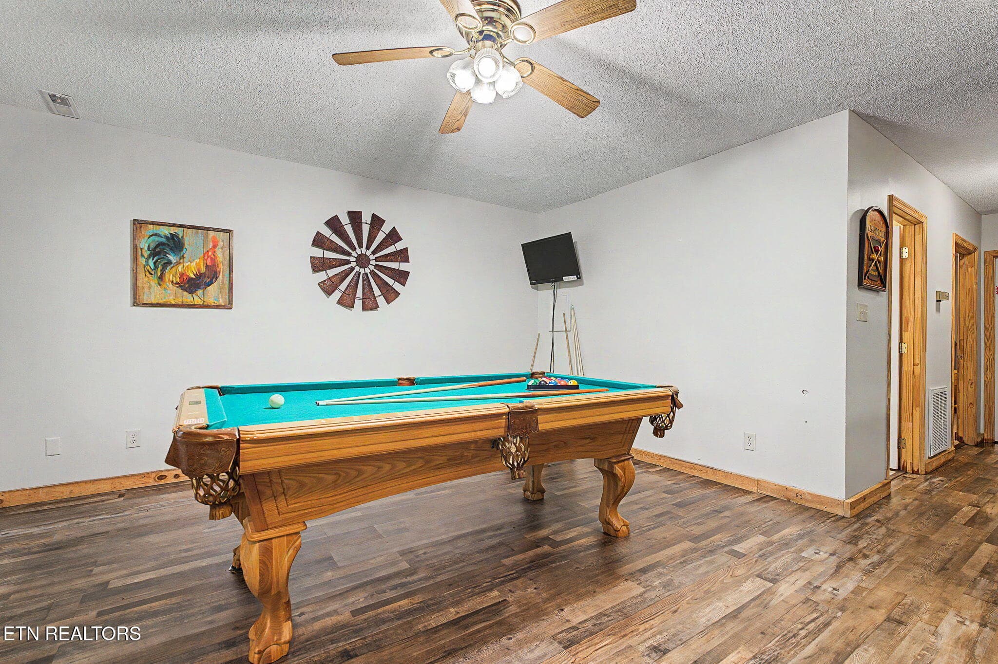 1-web-or-mls-760-fox-hollow-rd - 760 Fox Hollow Rd, Gatlinburg, TN 37738, Gatlinburg