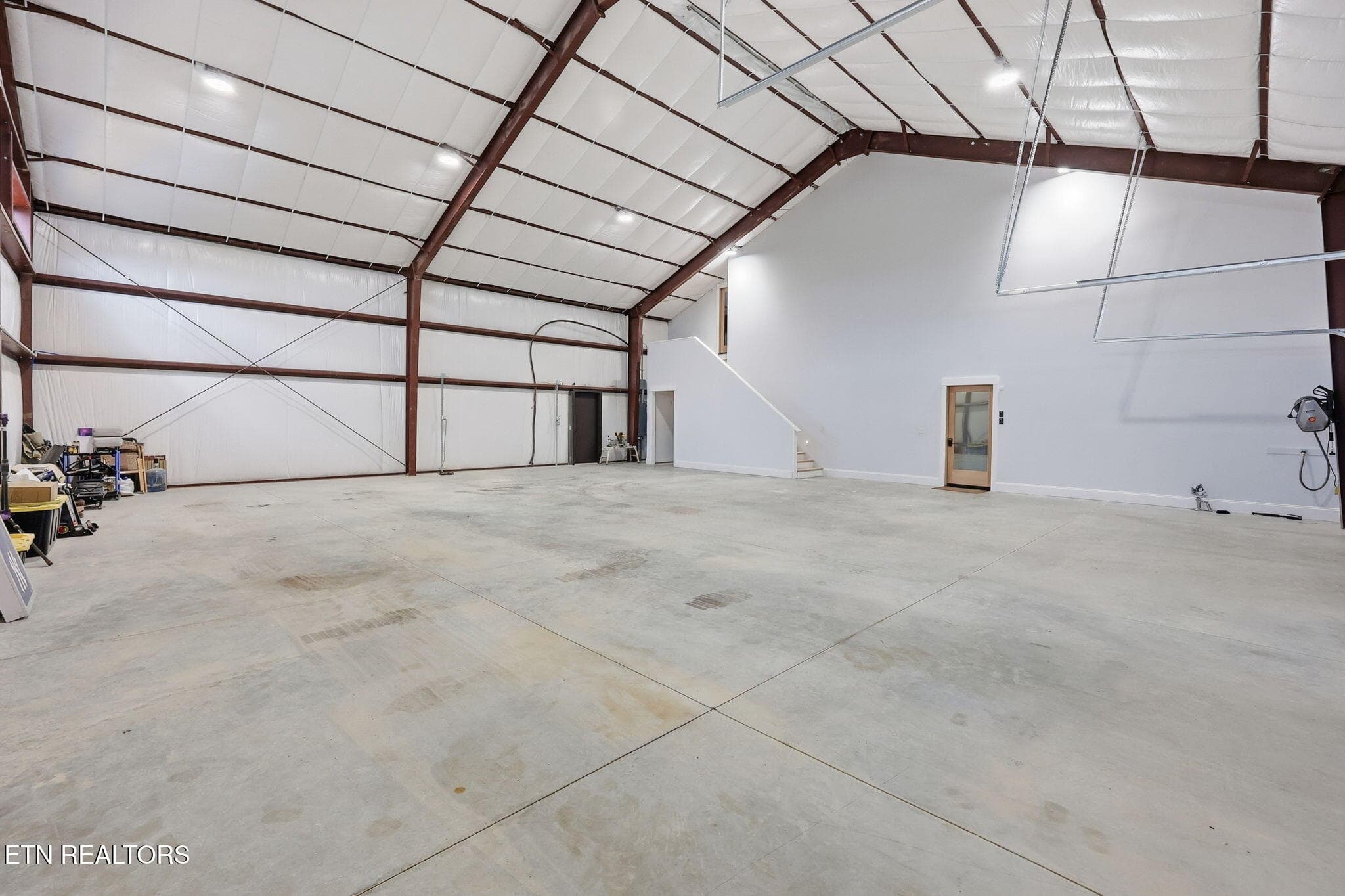 62-web-or-mls-057_111CntyRd - 111 County Road 207, Athens, TN 37303