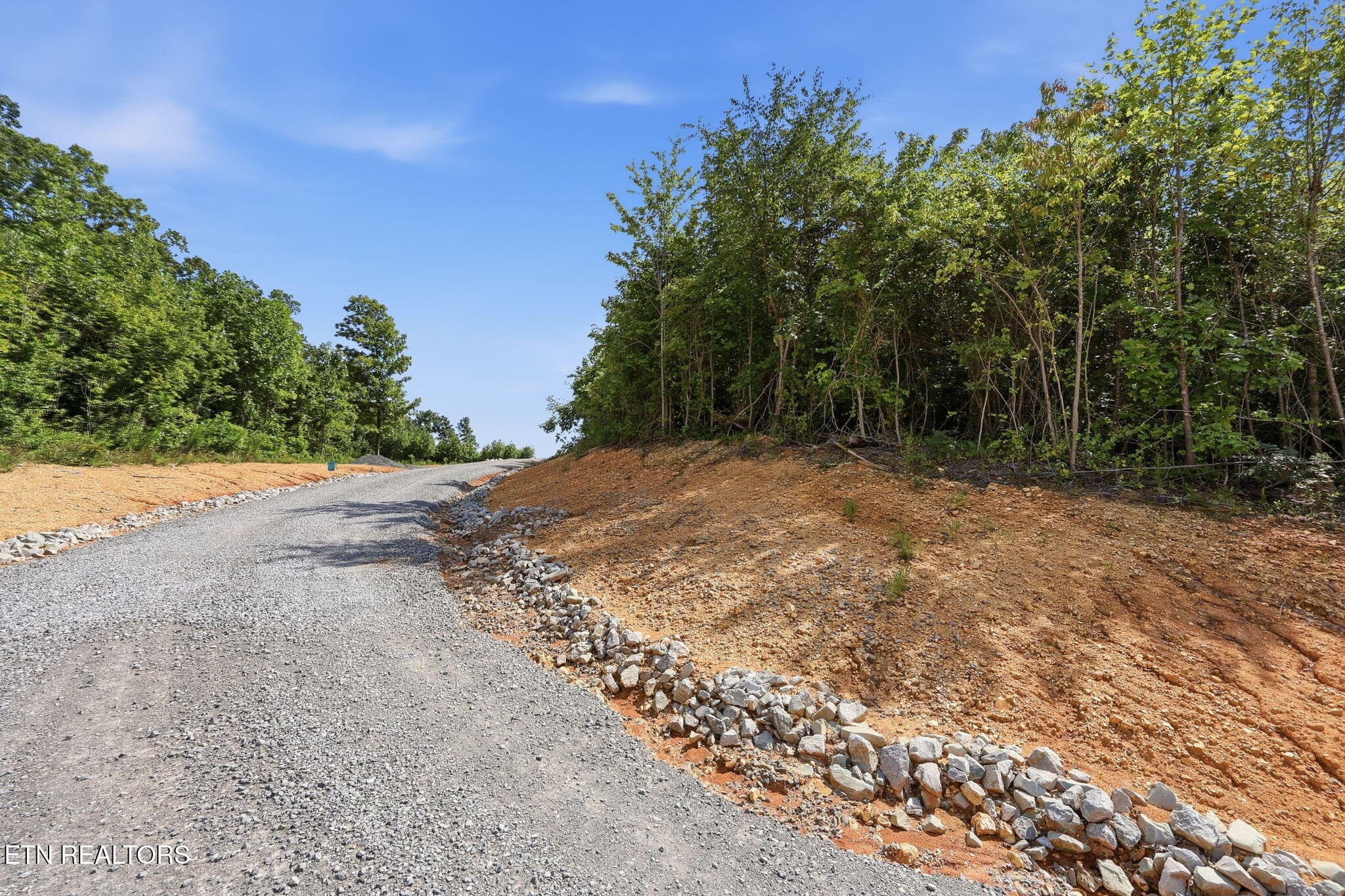 63-web-or-mls-058_111CntyRd - 111 County Road 207, Athens, TN 37303