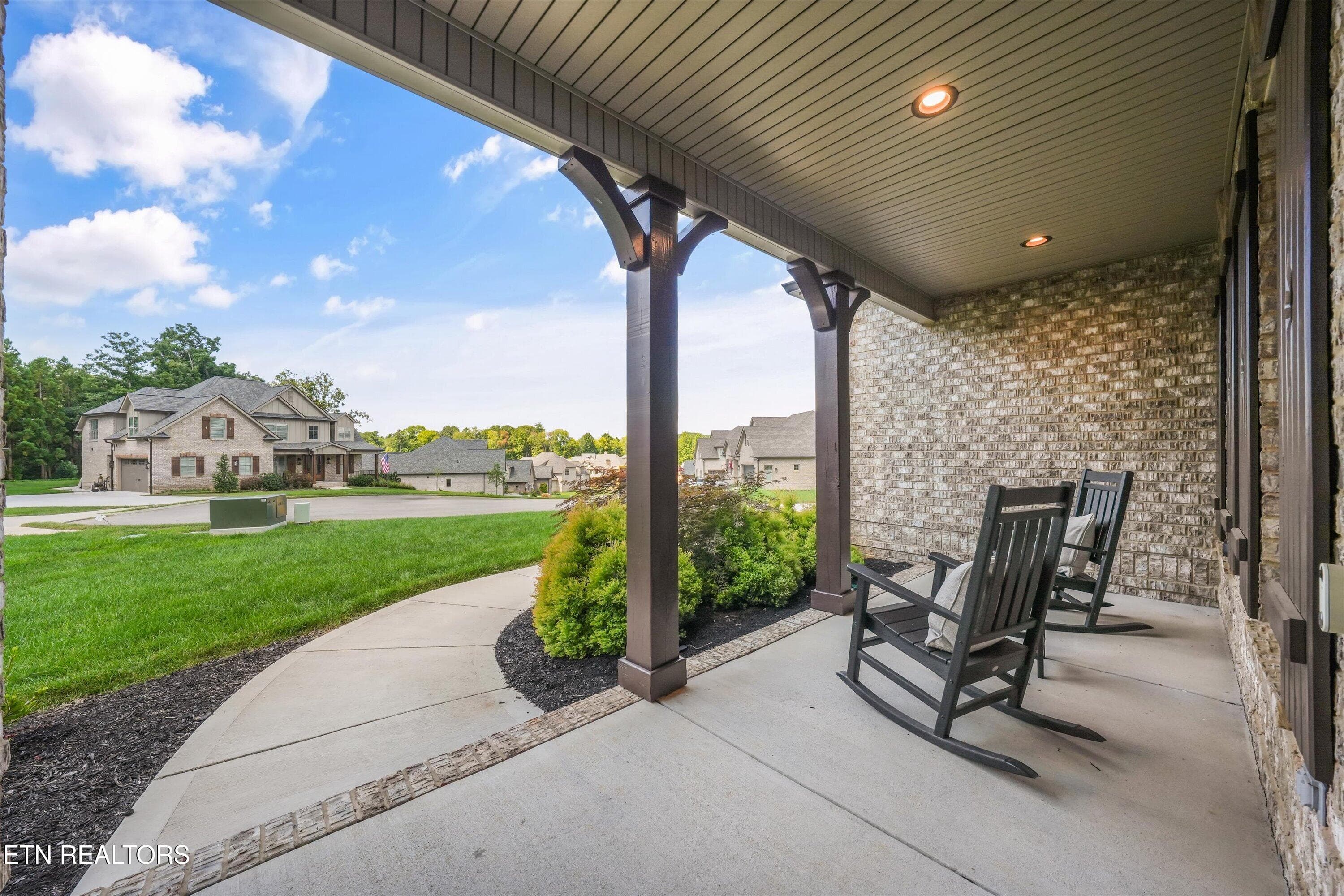 Front Porch - 7703 Madgewood Lane, Knoxville, TN 37909, Knoxville