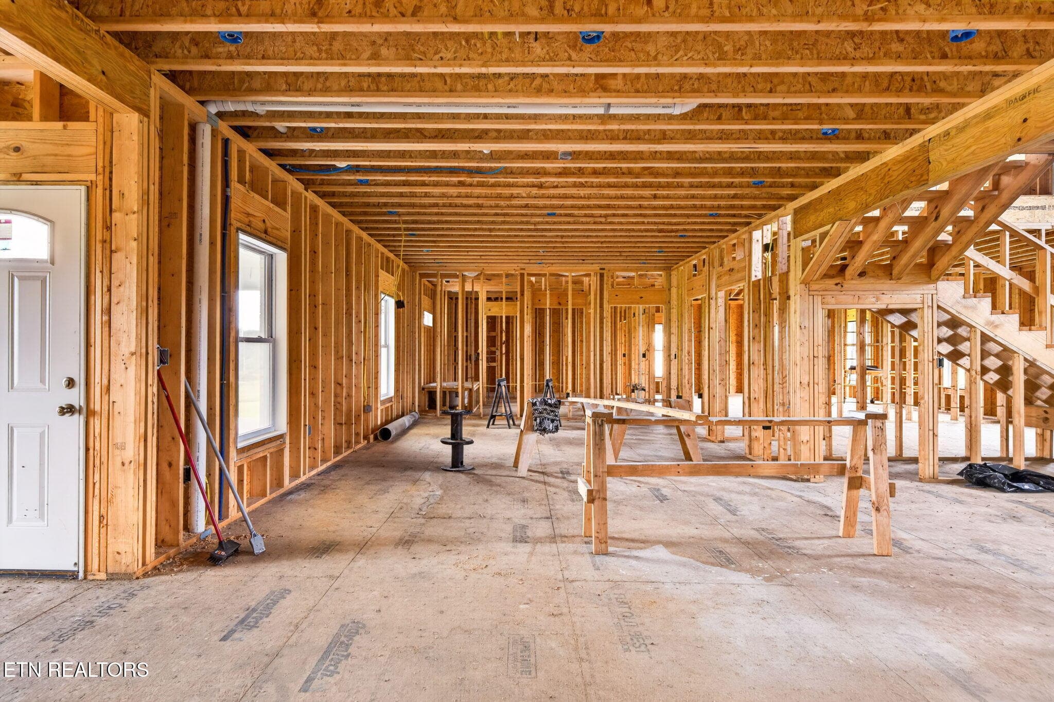 Living Room - 9391 Highway 127N, Crossville, TN 38571, Crossville