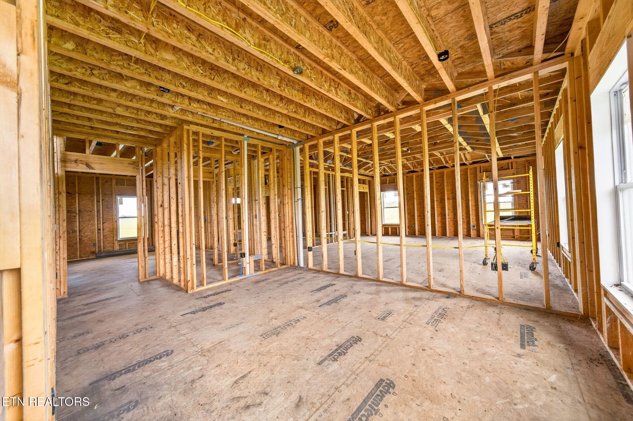 Office - 9391 Highway 127N, Crossville, TN 38571, Crossville