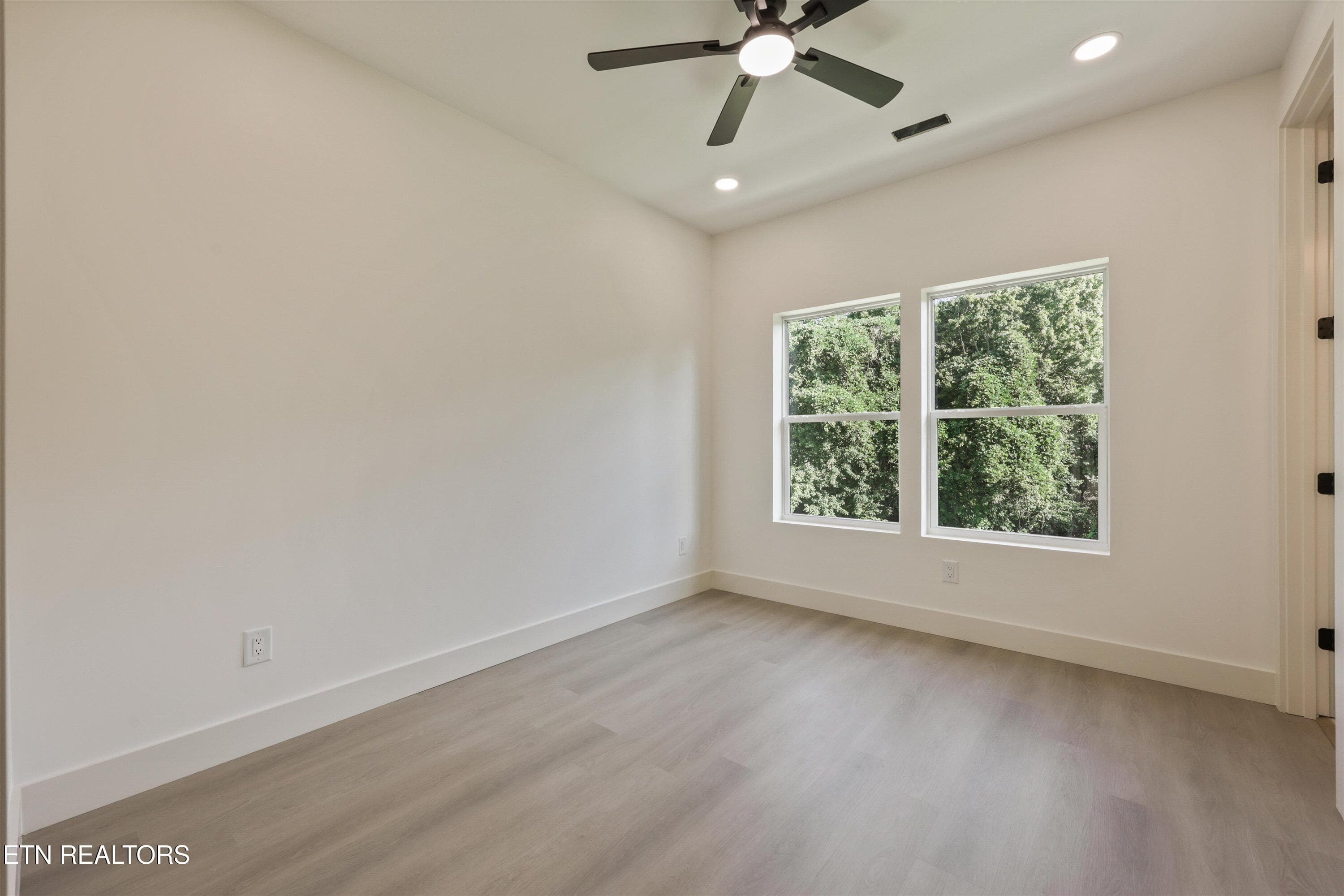 35-1908 Amherst Rd13 - 1908 Amherst Rd, Knoxville, TN 37921