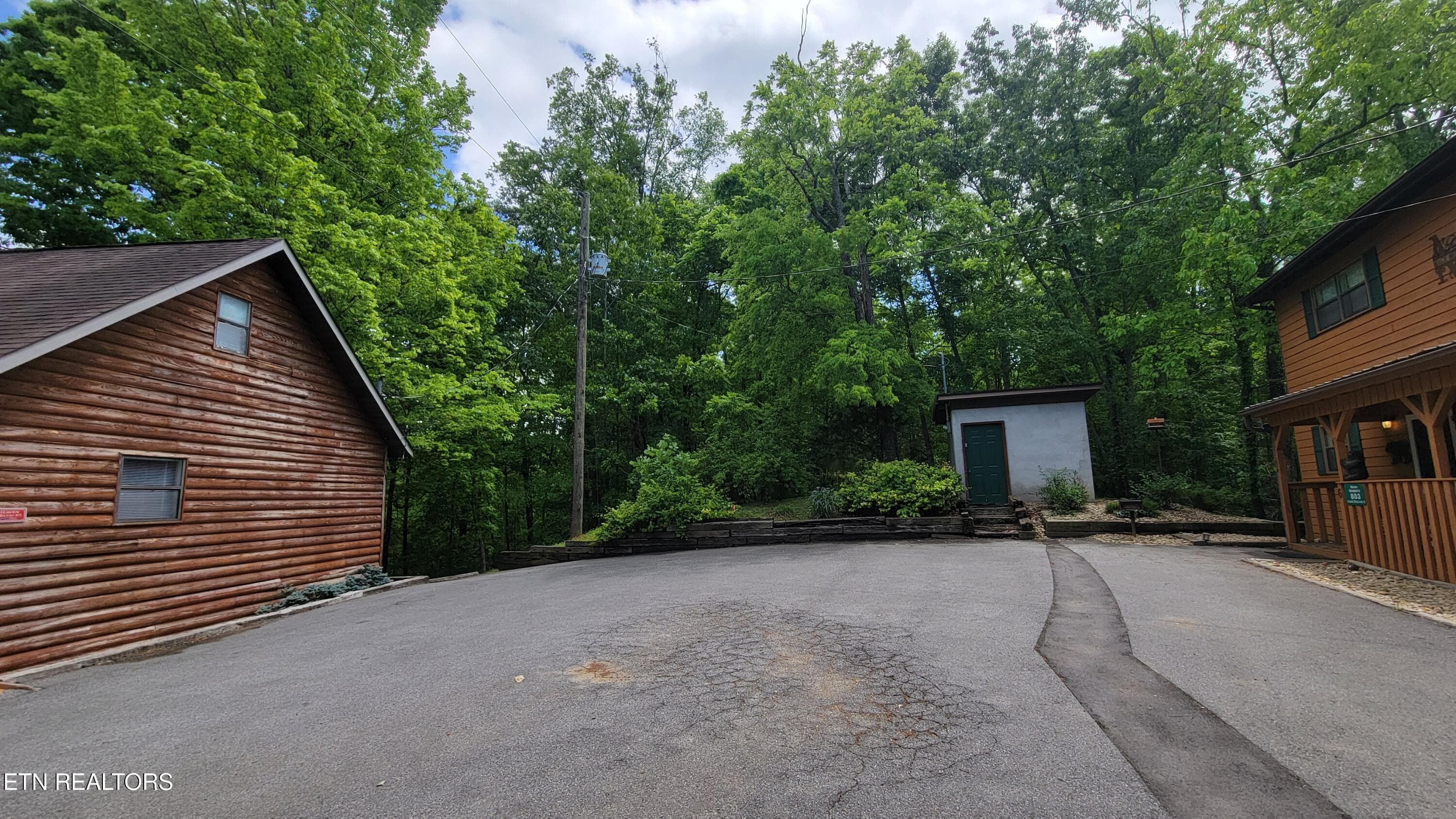 ACCESS TO LOT AT TOP NORTH END - 0 Paradise Ridge Drive, Sevierville, TN 37862