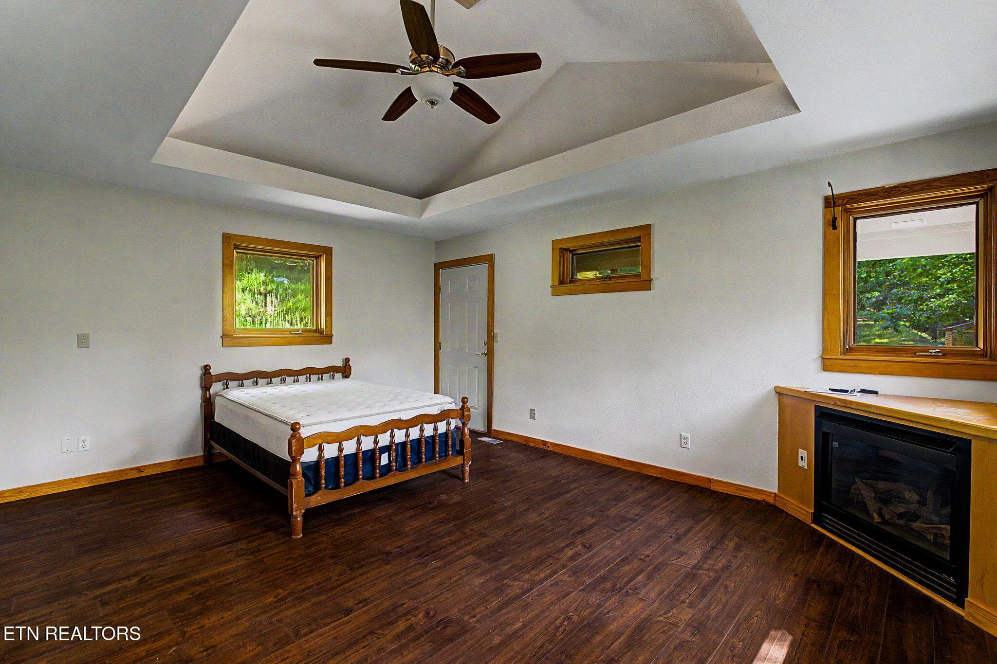 42-web-or-mls-1231-vardy-blackwater-rd - 1231 Vardy Blackwater Rd, Sneedville, TN 37869