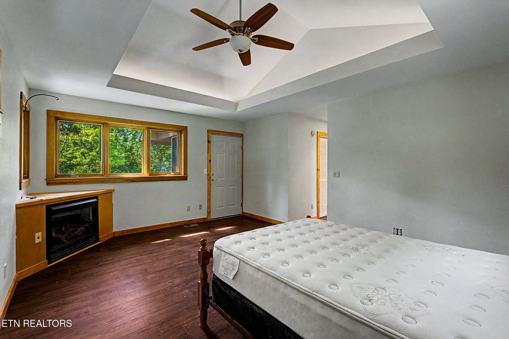 43-web-or-mls-1231-vardy-blackwater-rd - 1231 Vardy Blackwater Rd, Sneedville, TN 37869