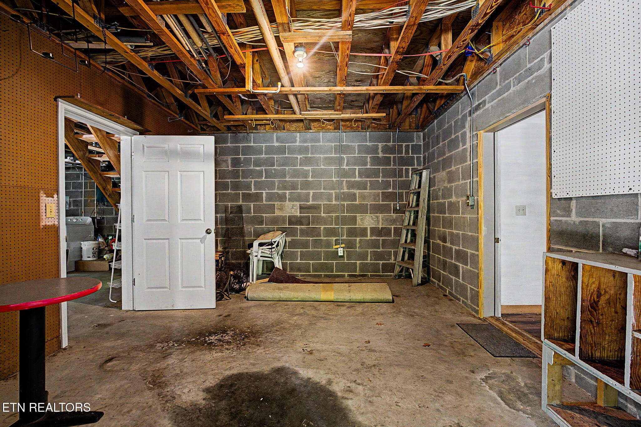 14-web-or-mls-1231-vardy-blackwater-rd - 1231 Vardy Blackwater Rd, Sneedville, TN 37869