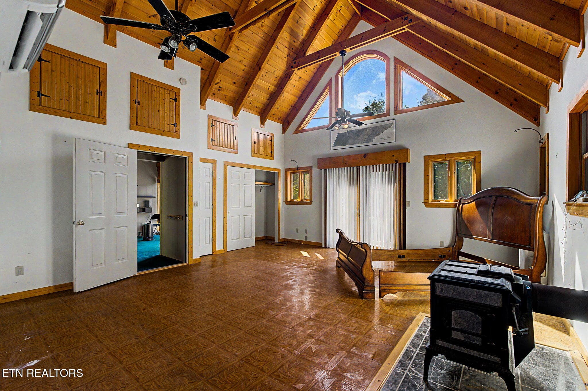 34-web-or-mls-1231-vardy-blackwater-rd - 1231 Vardy Blackwater Rd, Sneedville, TN 37869
