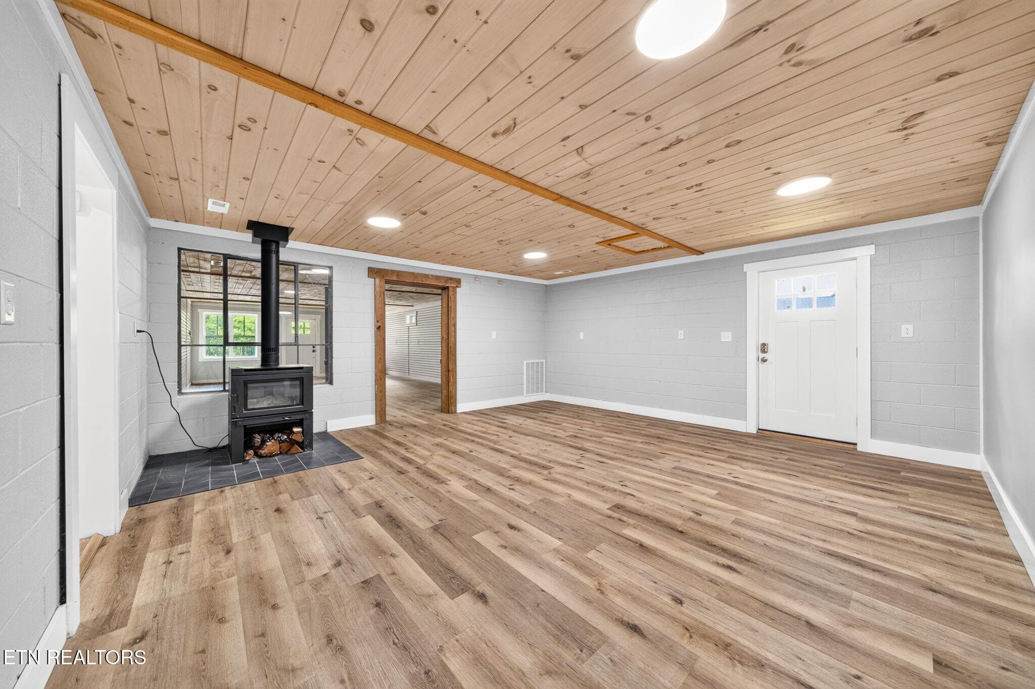 6-web-or-mls-2490 Chestnut Hill_028_TNPC - 2490 Chestnut Hill Rd, Crossville, TN 38571