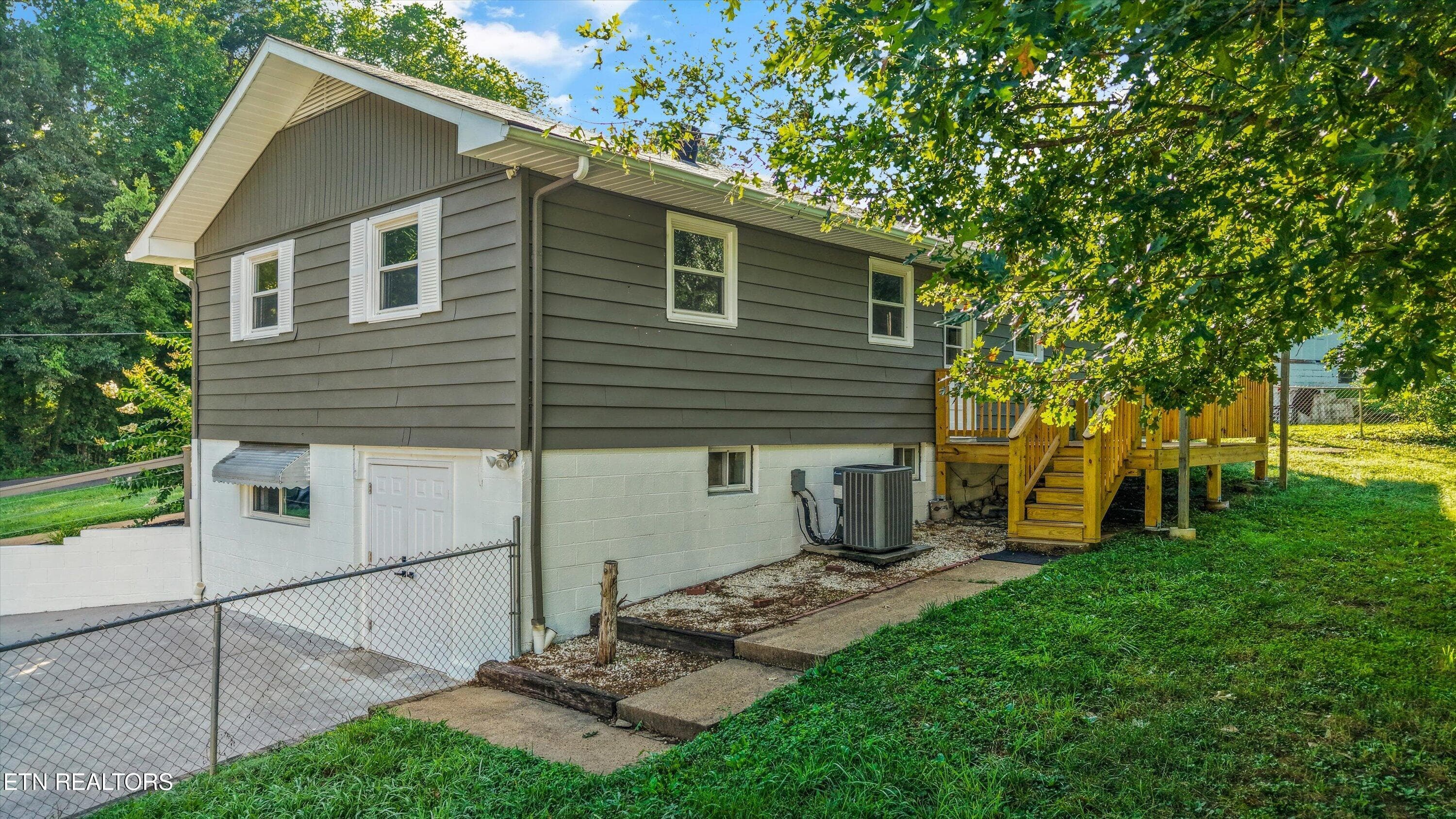 36-3415 Hackberry Rd 06 - 3415 Hackberry Rd, Knoxville, TN 37931