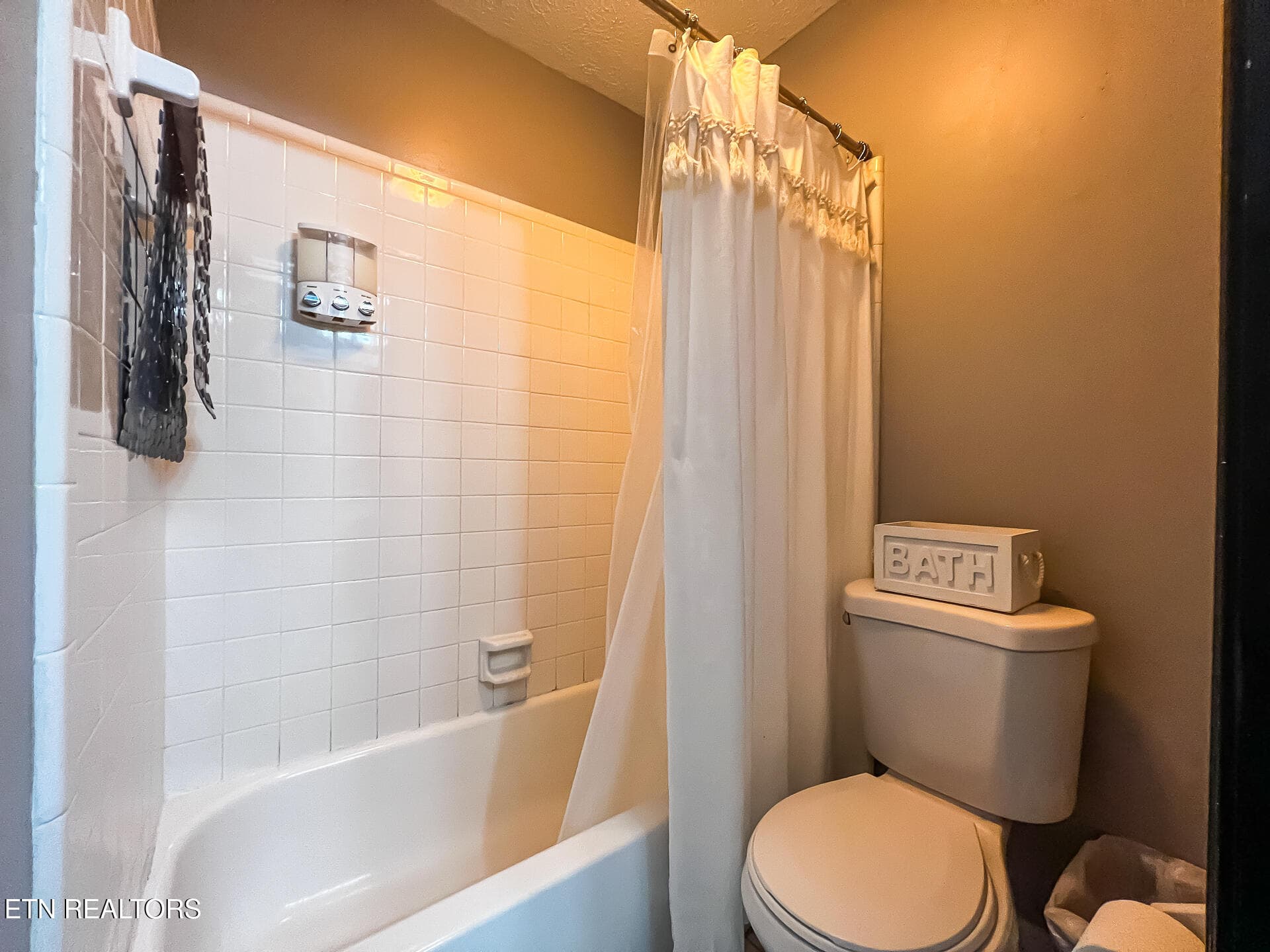 1751 Old Hillsboro Road - 1751 Old Hillsboro Rd, Franklin, TN 37069