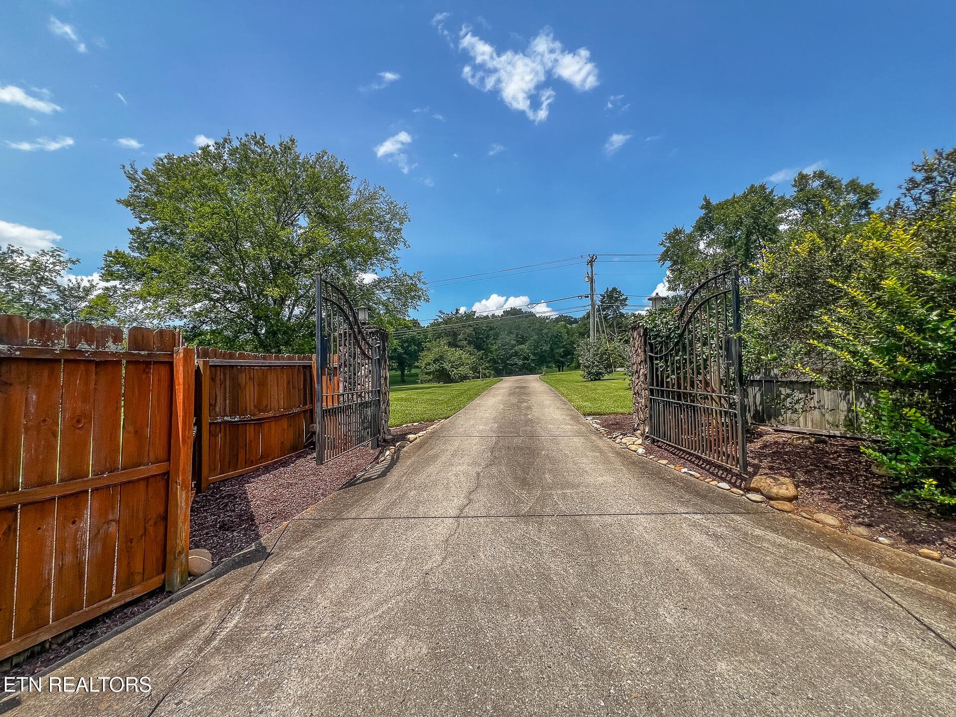1751 Old Hillsboro Road - 1751 Old Hillsboro Rd, Franklin, TN 37069