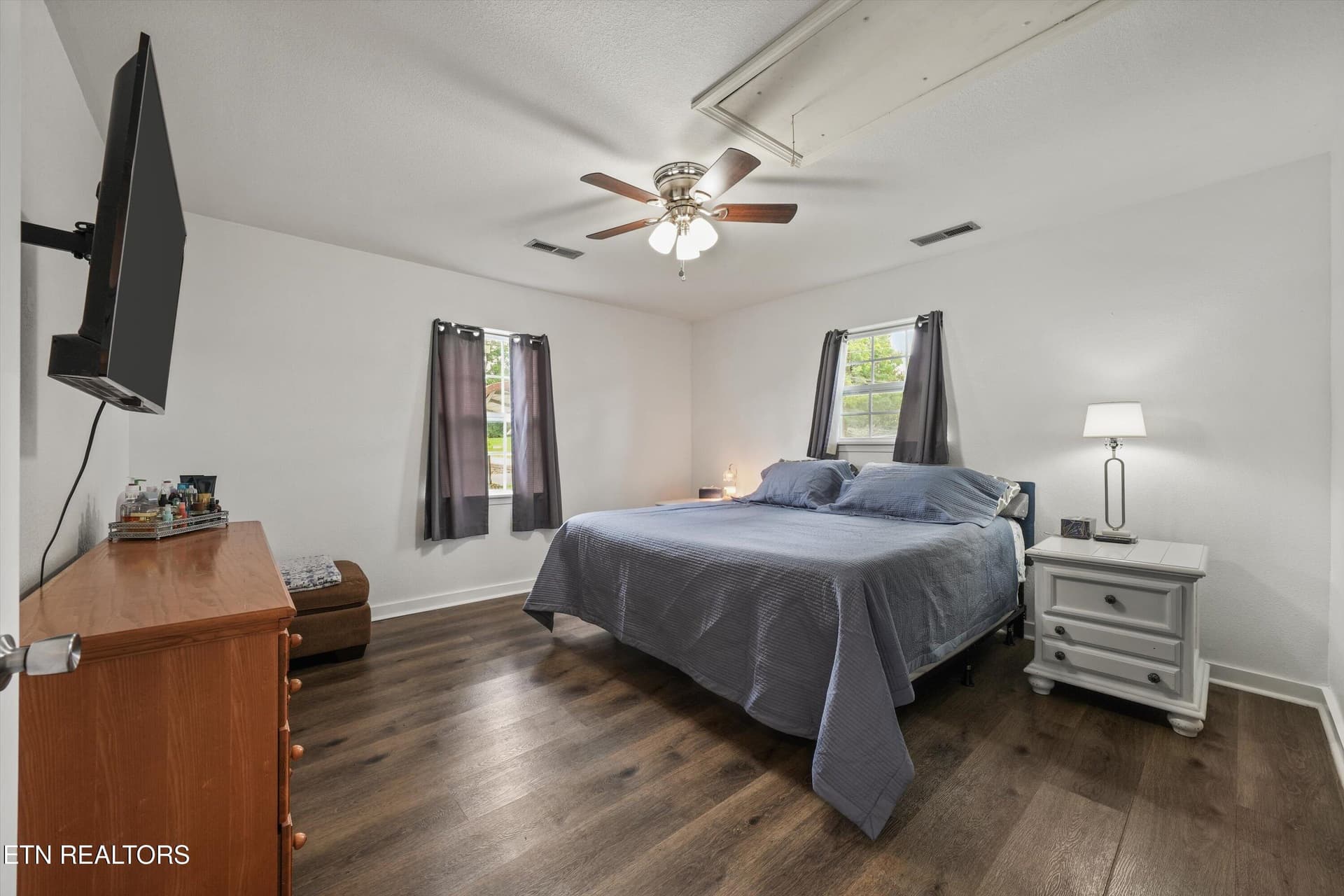 569 Monroe St - 569 Monroe St, Madisonville, TN 37354