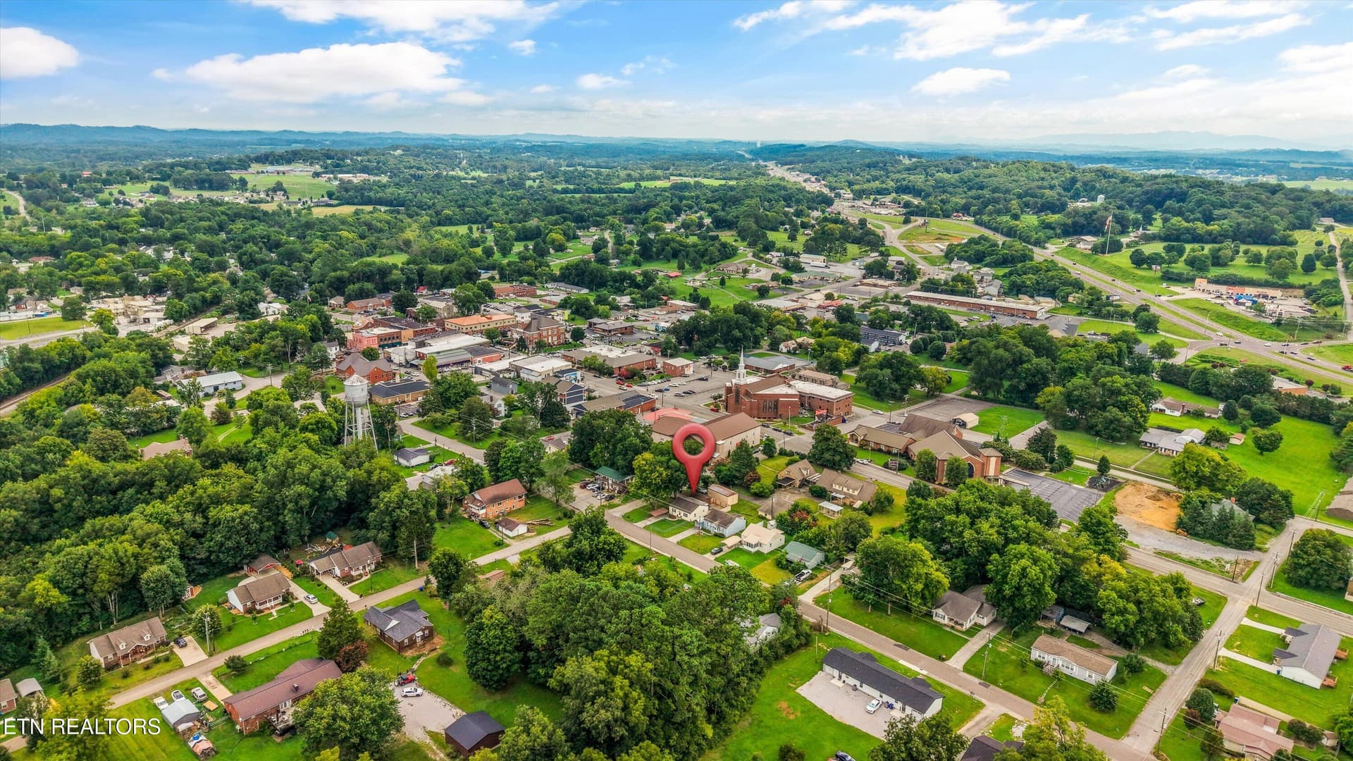 569 Monroe St - 569 Monroe St, Madisonville, TN 37354