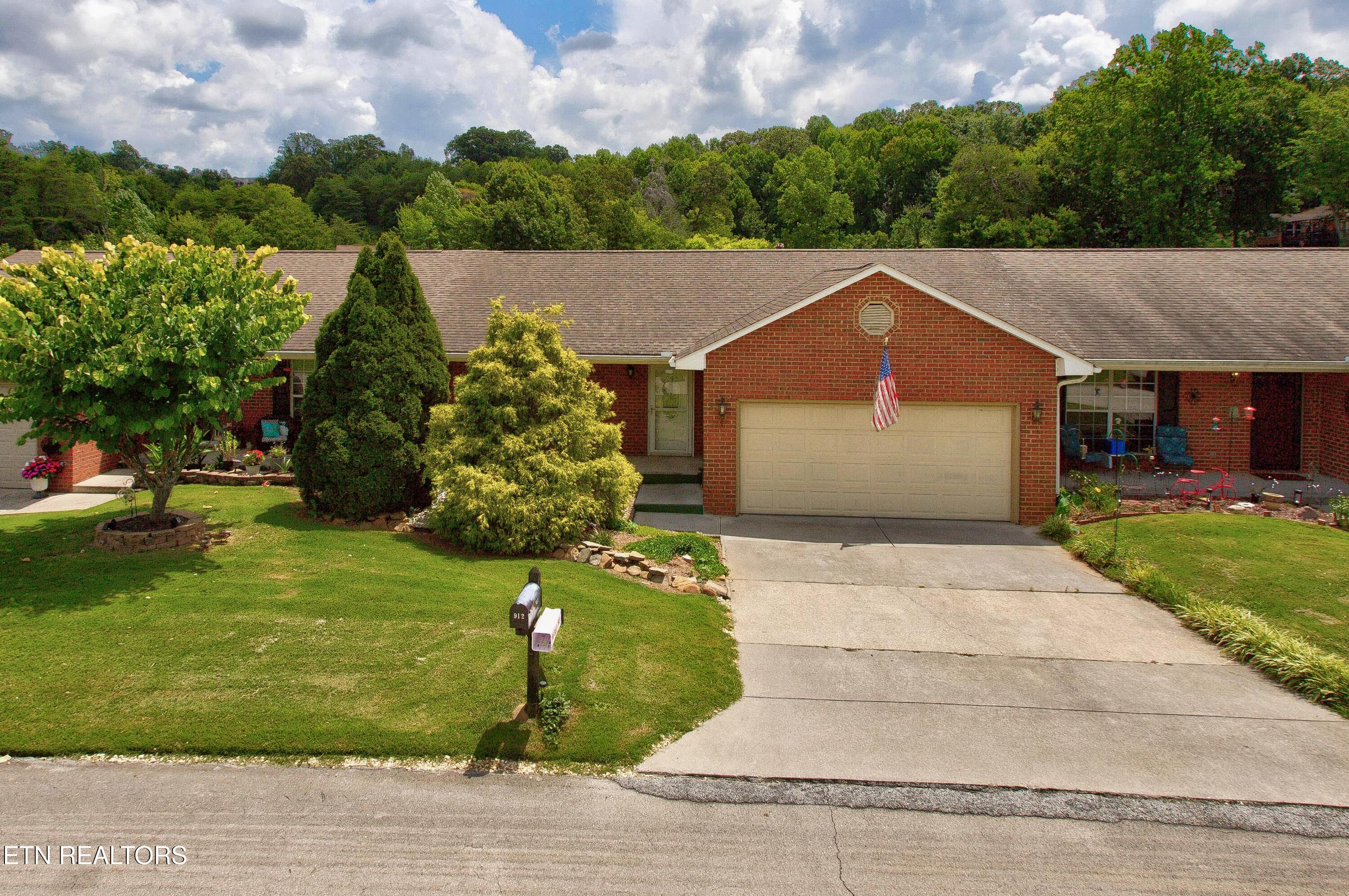 912 Muirfield Drive, Maryville, TN 37801