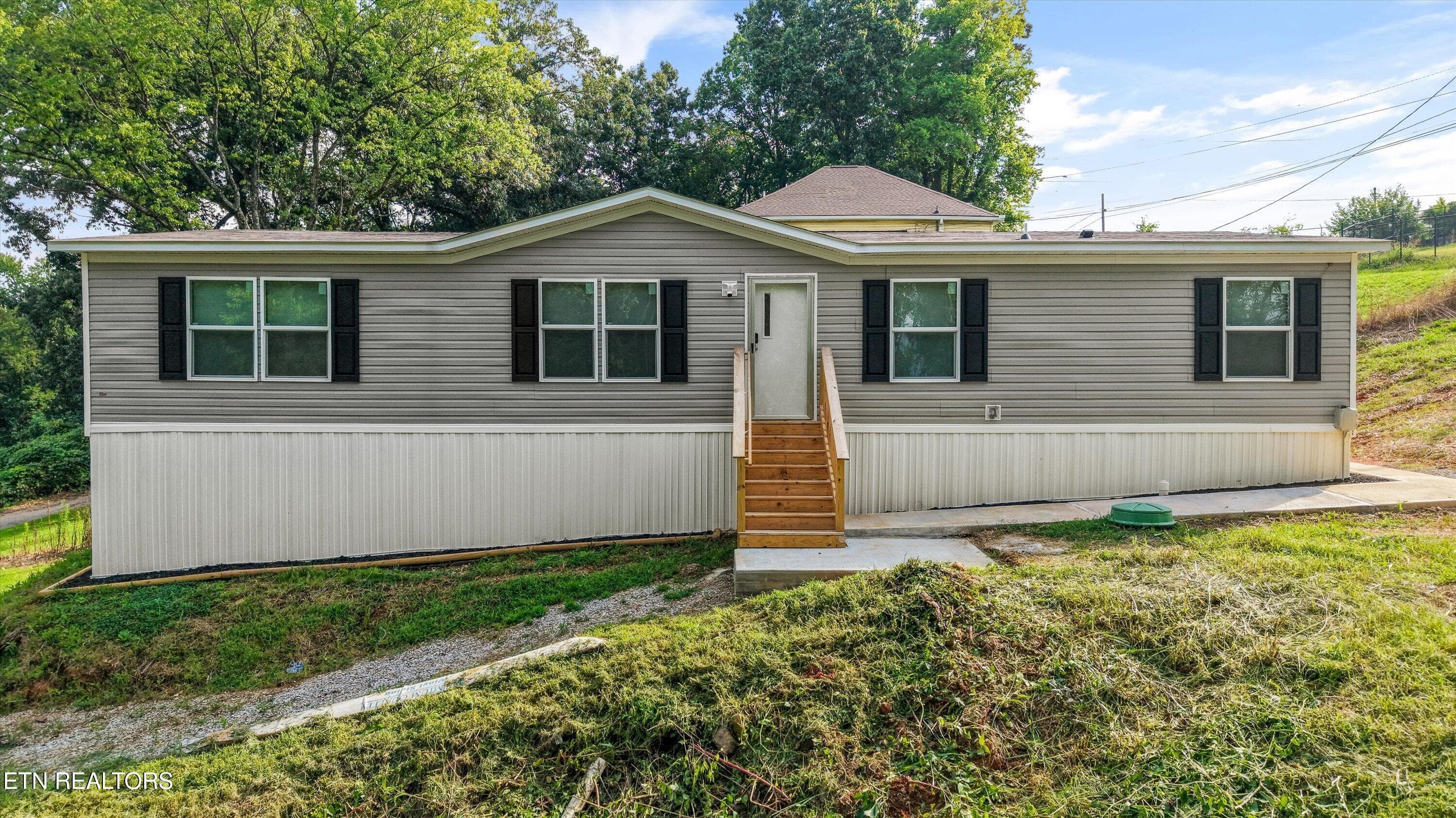 01-1711 Maryland Ave 01 - 1711 Maryland Ave, Knoxville, TN 37921, Knoxville