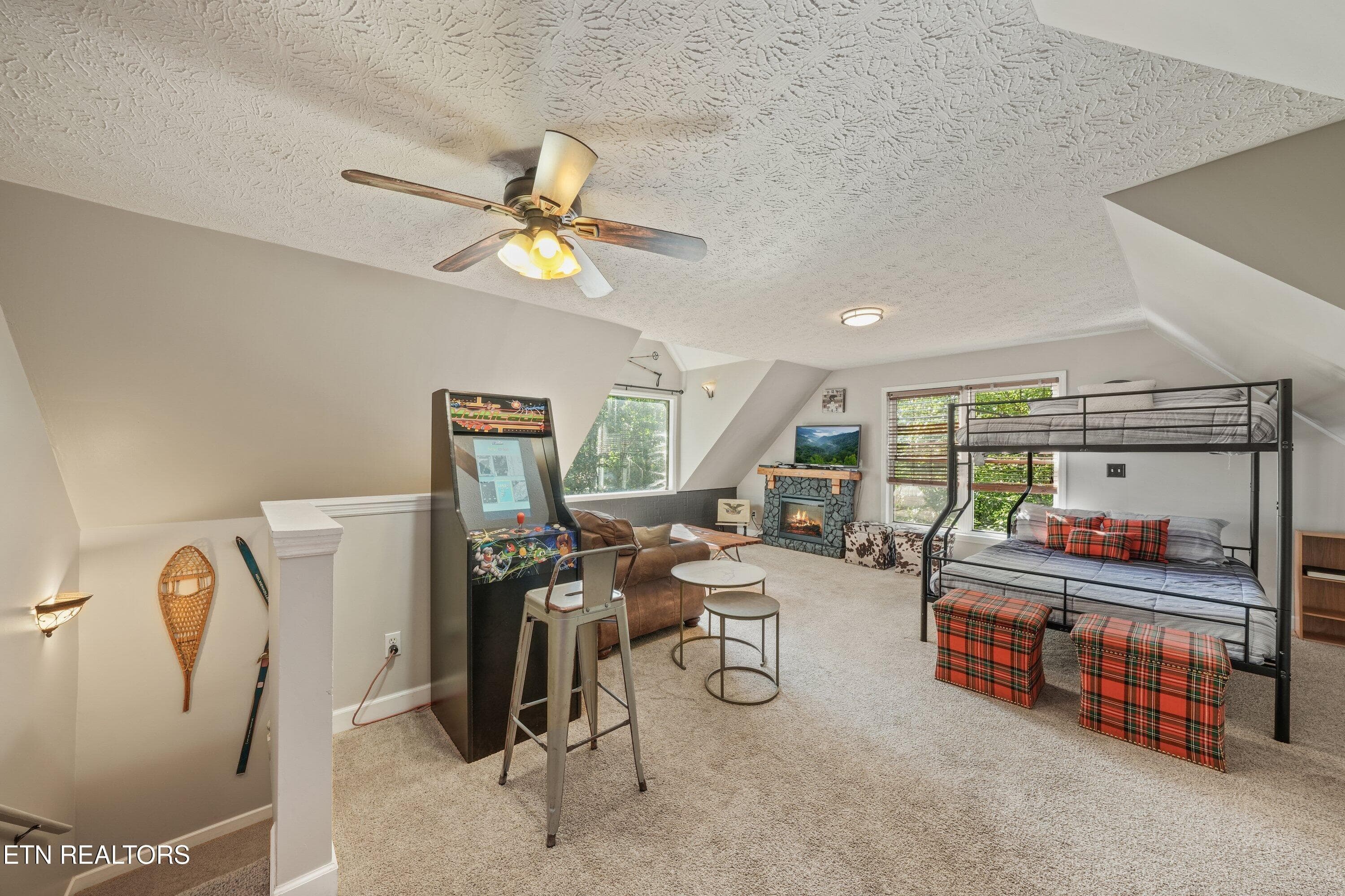 1110 Ski Mountain Rd50 2 - 1110 Ski Mtn Rd, Gatlinburg, TN 37738, Gatlinburg