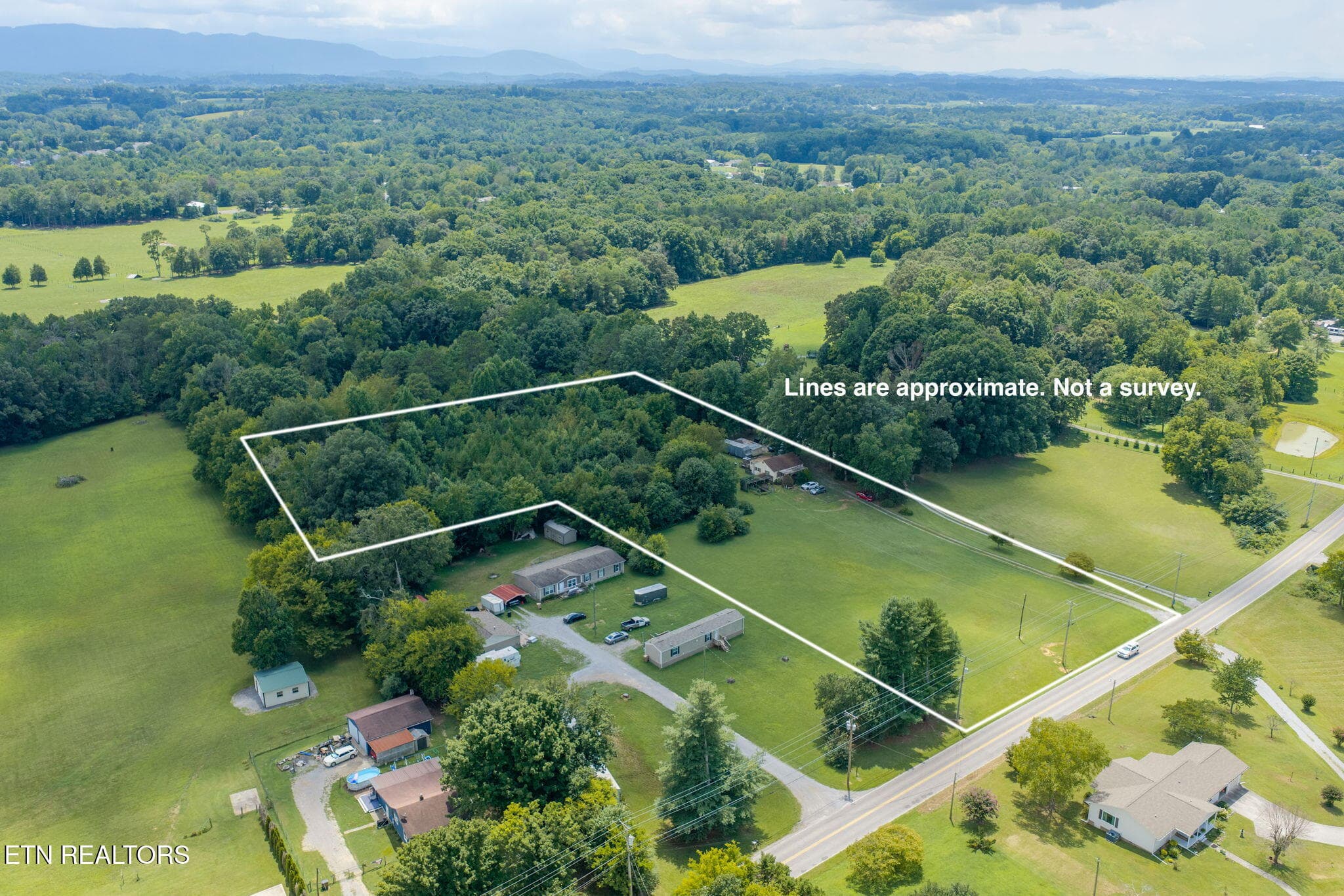 homesandvideos 826-101 lines - 3462 Morganton Rd, Maryville, TN 37801