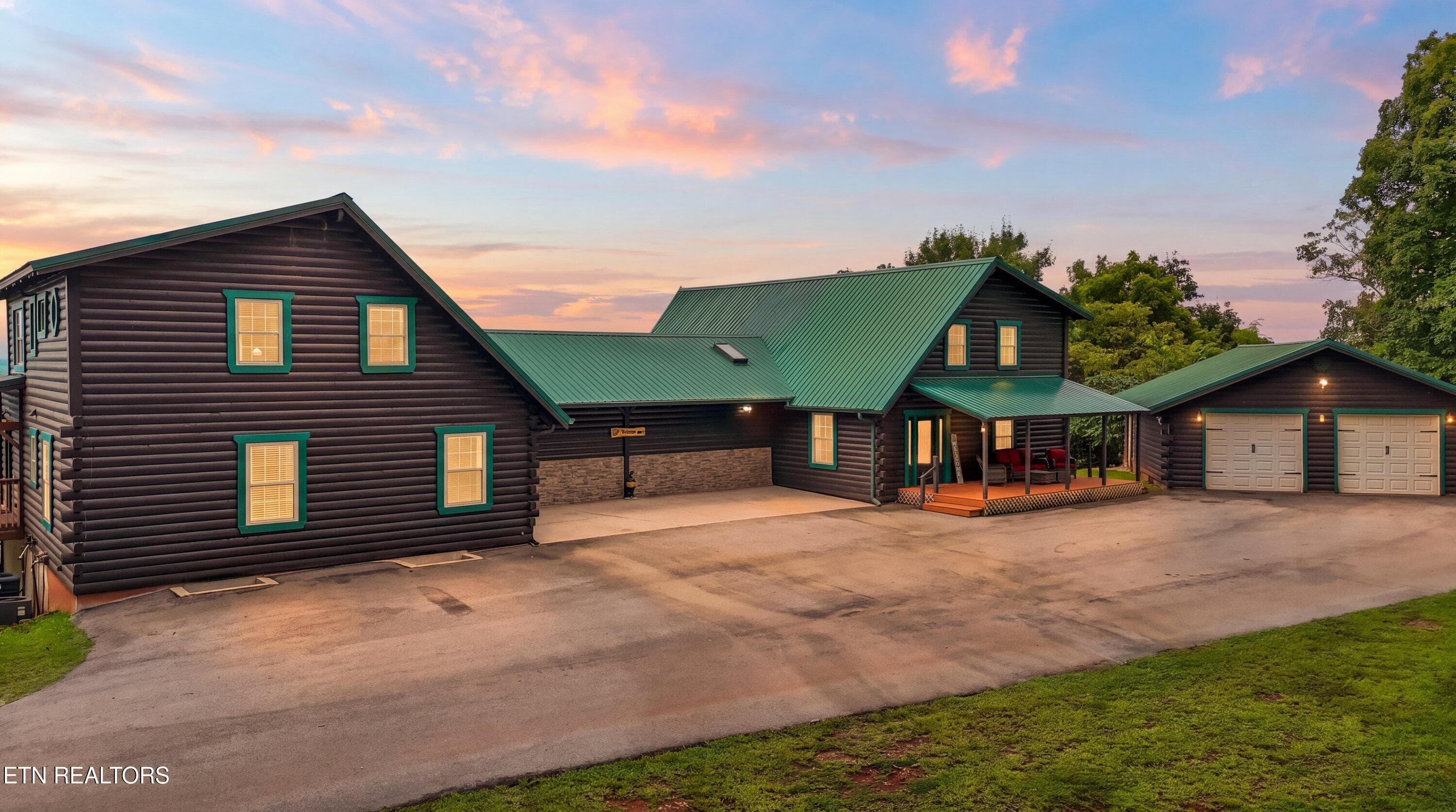twilight - 1750 Hiwassee Rd, Sweetwater, TN 37874