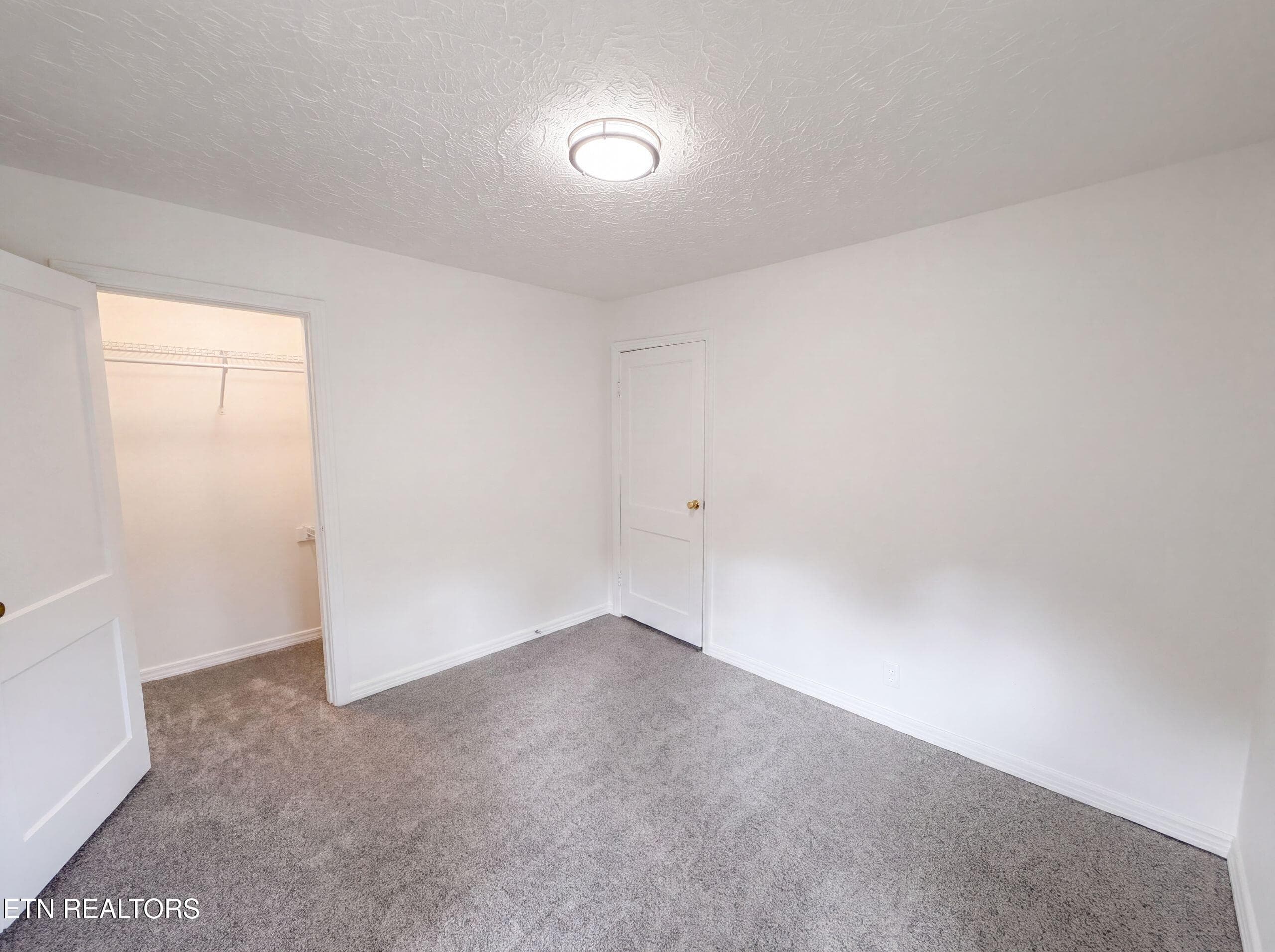 listing_13 - 612 Victor Drive, Knoxville, TN 37912, Knoxville