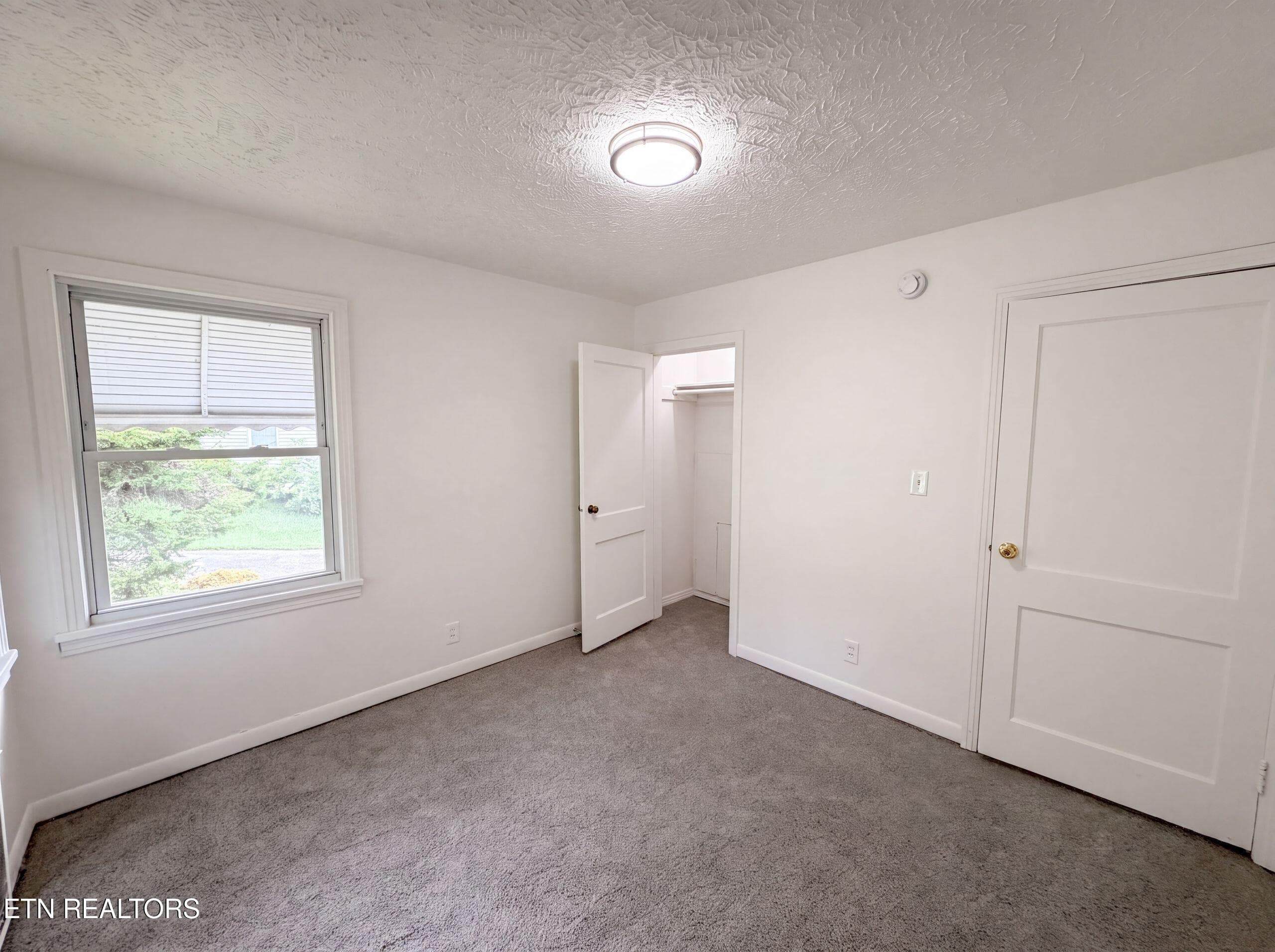listing_15 - 612 Victor Drive, Knoxville, TN 37912, Knoxville