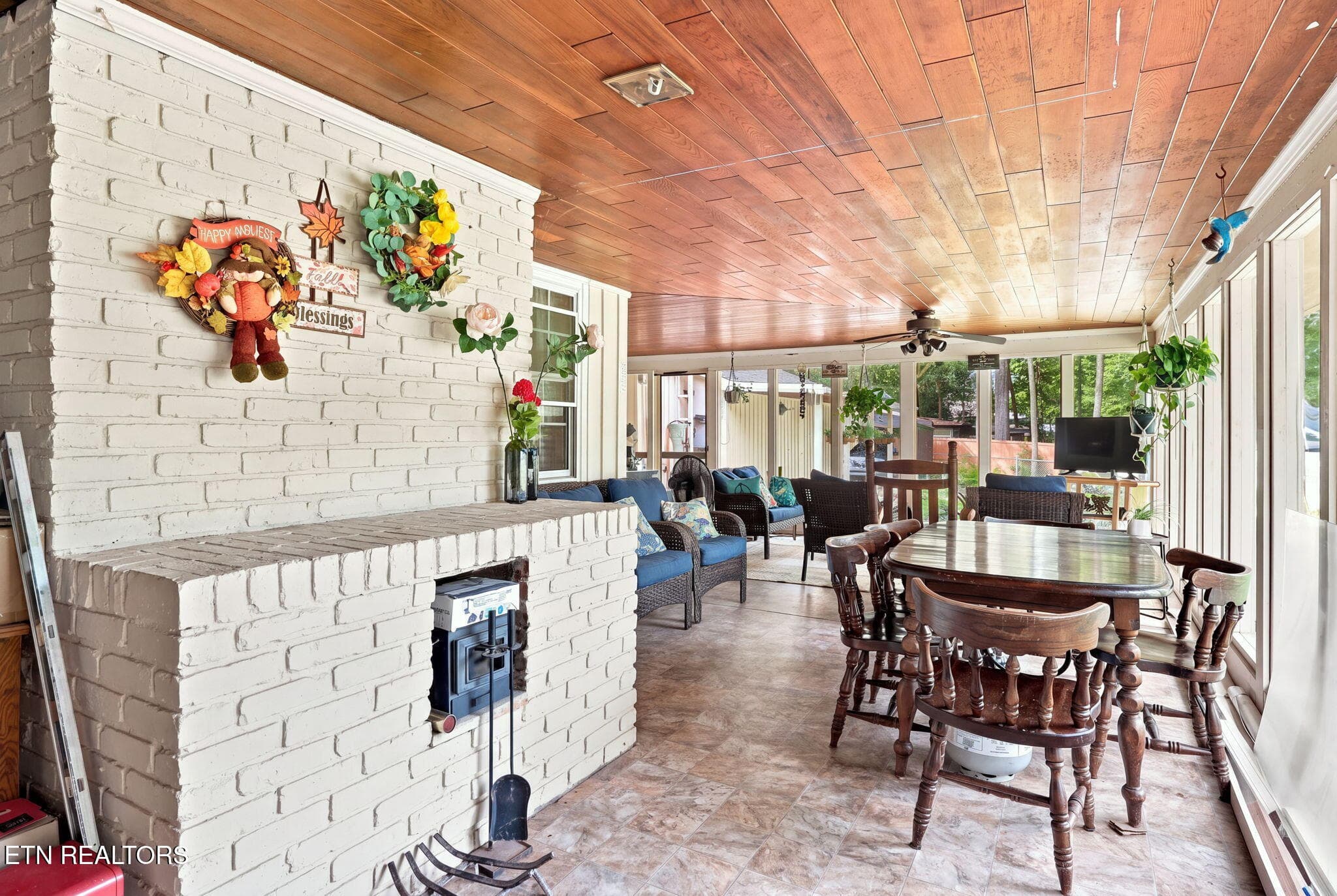 17-web-or-mls-DZ3A7666_declutter_64772d6 - 11141 Sonja Drive, Knoxville, TN 37934, Knoxville