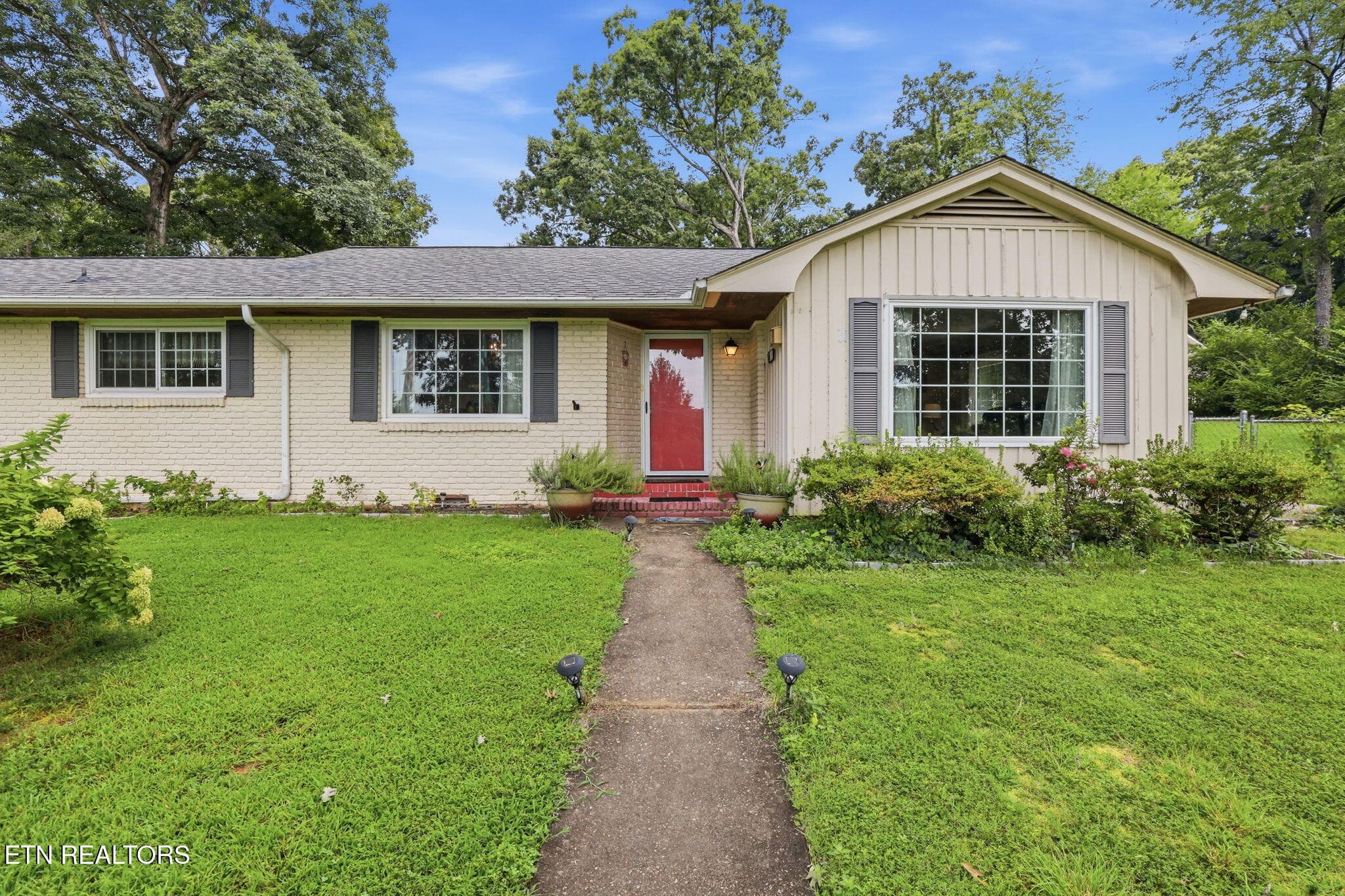 40-web-or-mls-DZ3A7573 - 11141 Sonja Drive, Knoxville, TN 37934, Knoxville