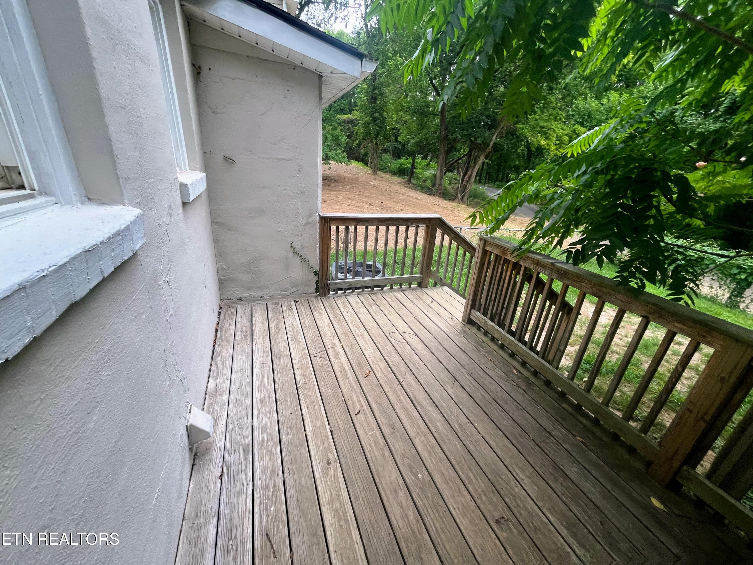 IMG_2021 - 2200 Cityview Ave, Knoxville, TN 37915, Knoxville