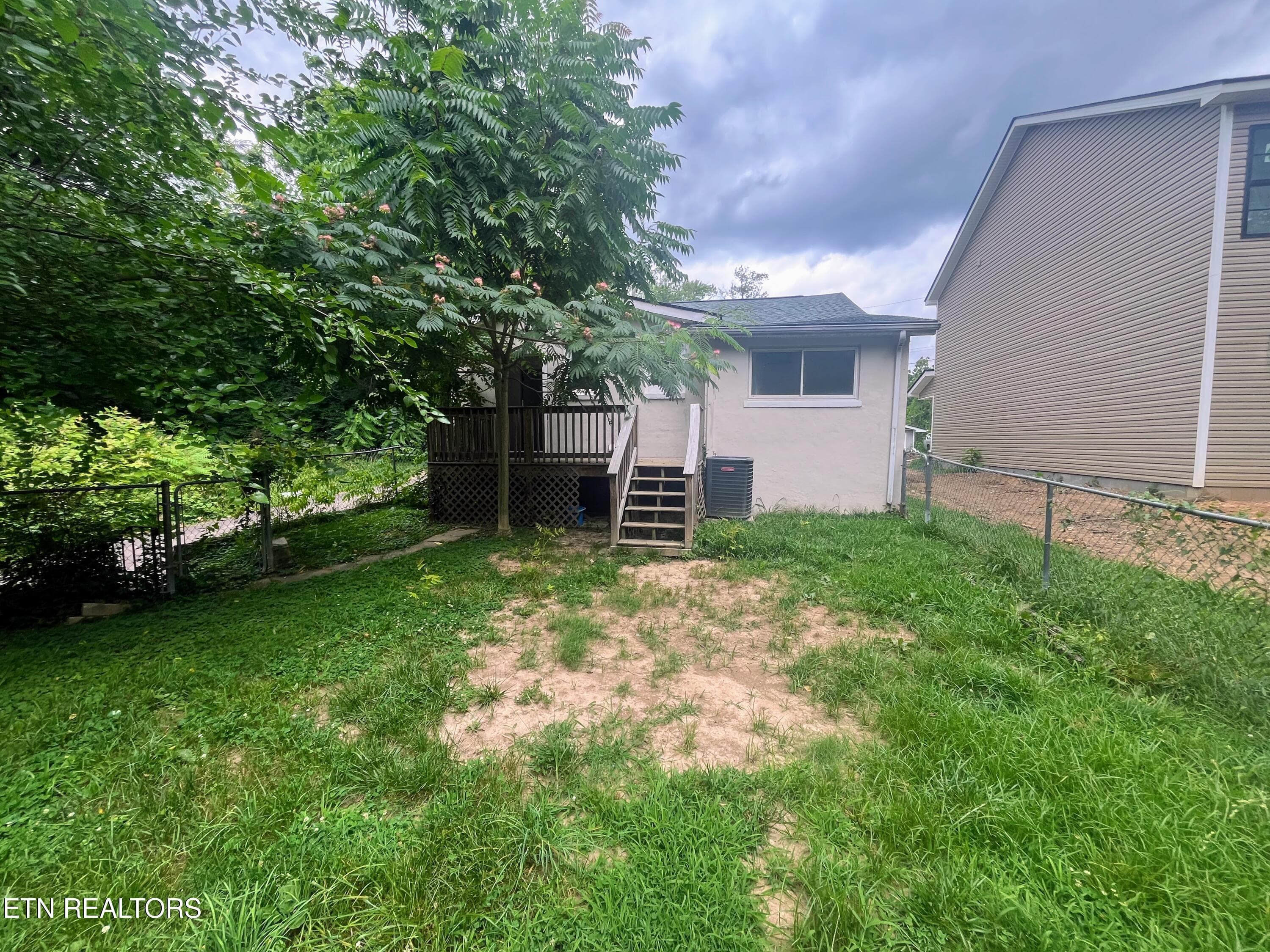 IMG_2024 - 2200 Cityview Ave, Knoxville, TN 37915, Knoxville
